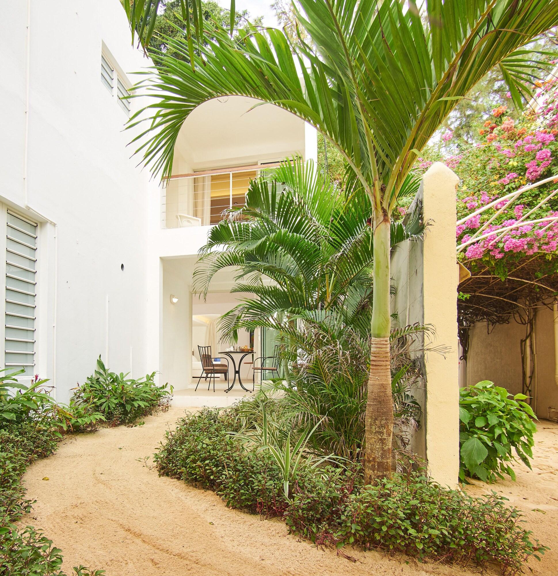 Le Beach Club by null