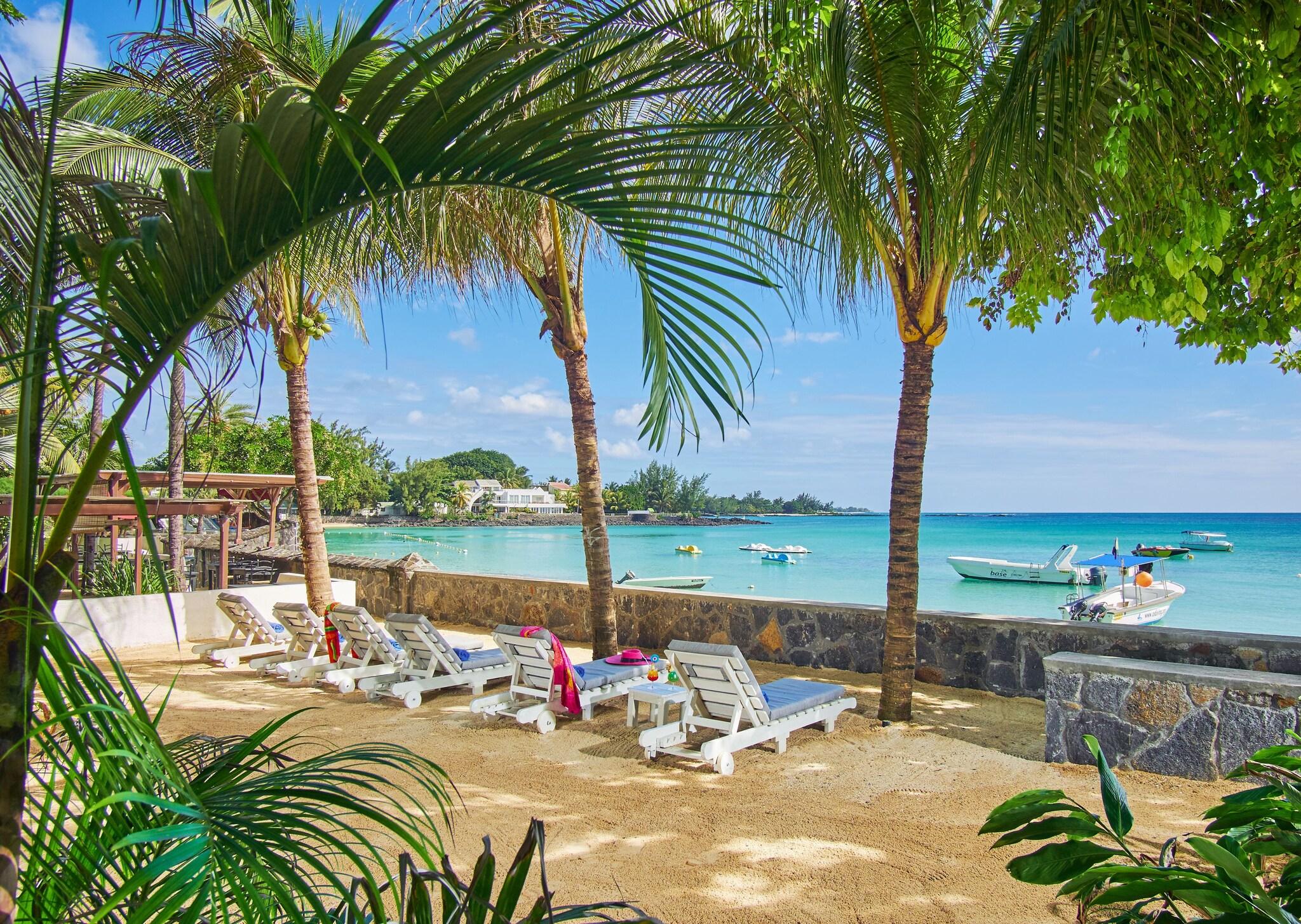 Le Beach Club by null