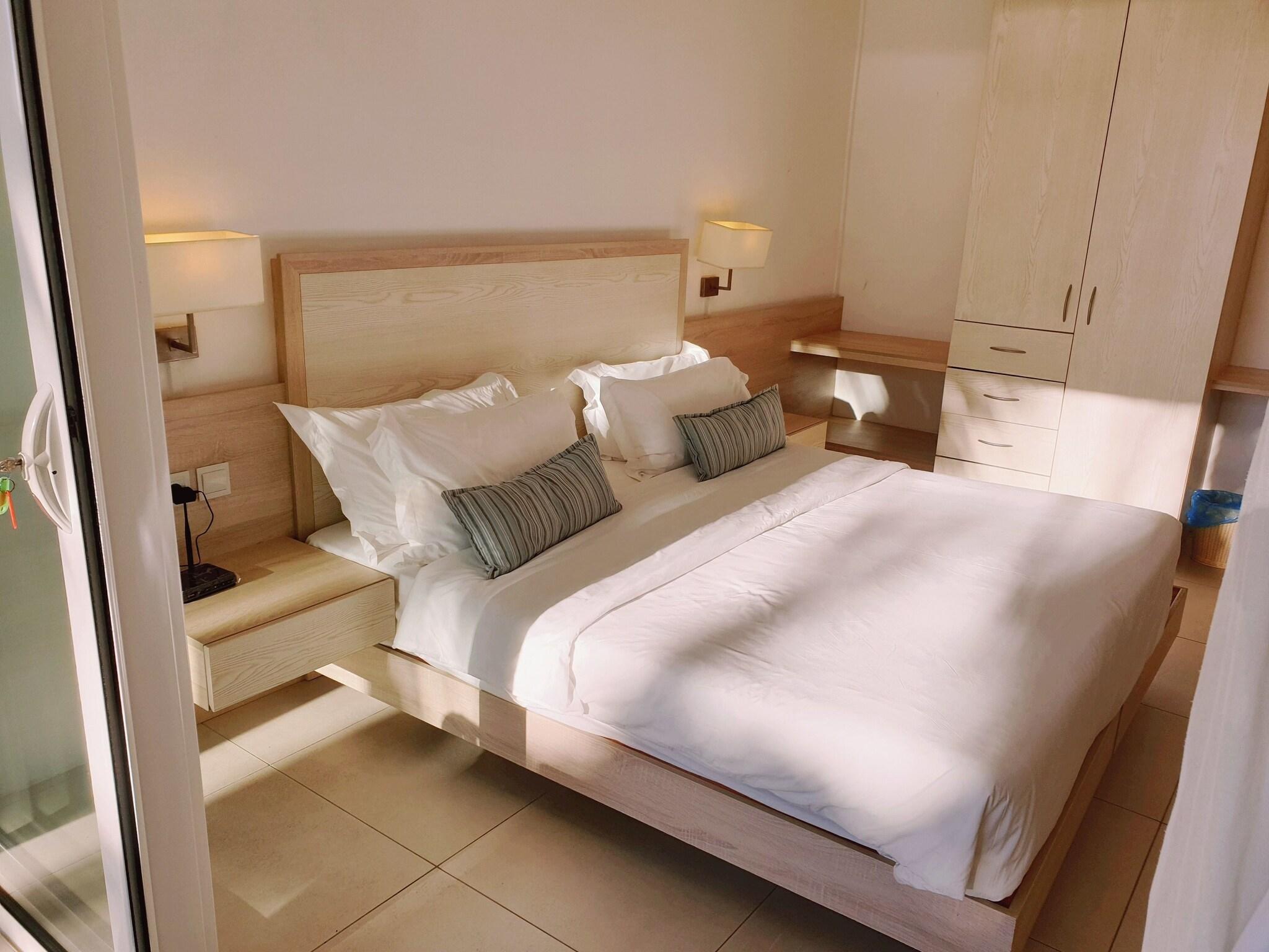 Le Beach Club by null