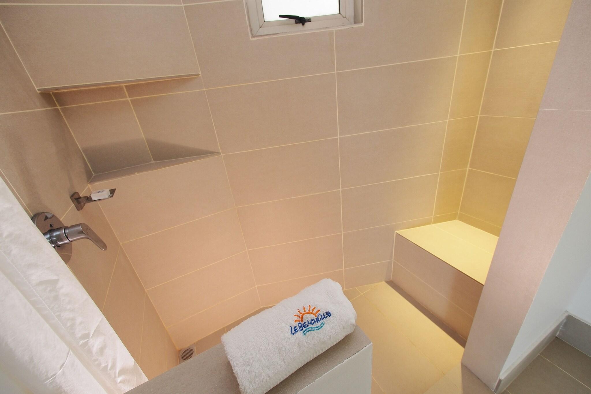 Le Beach Club by null