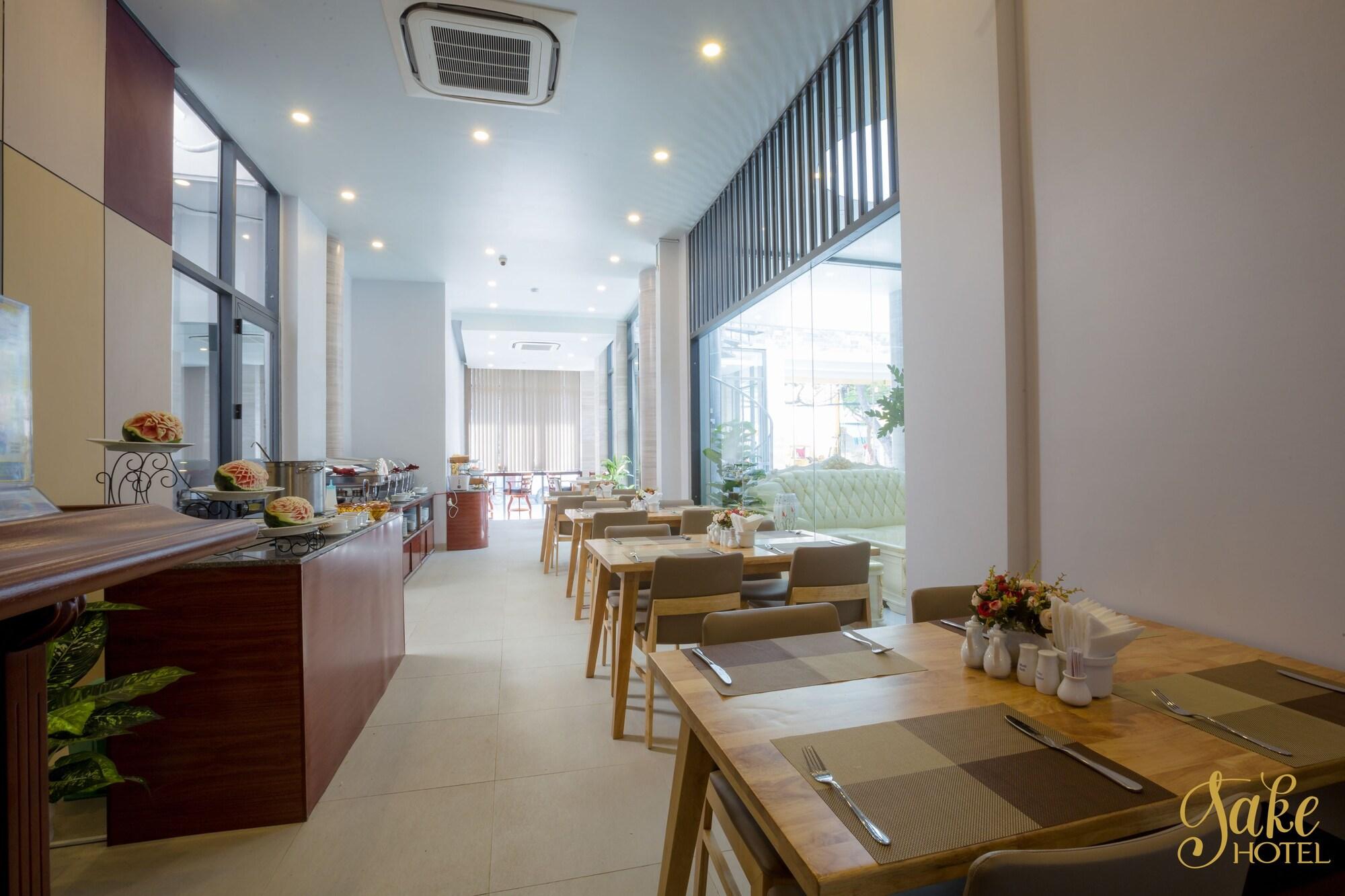 Sake Hotel
