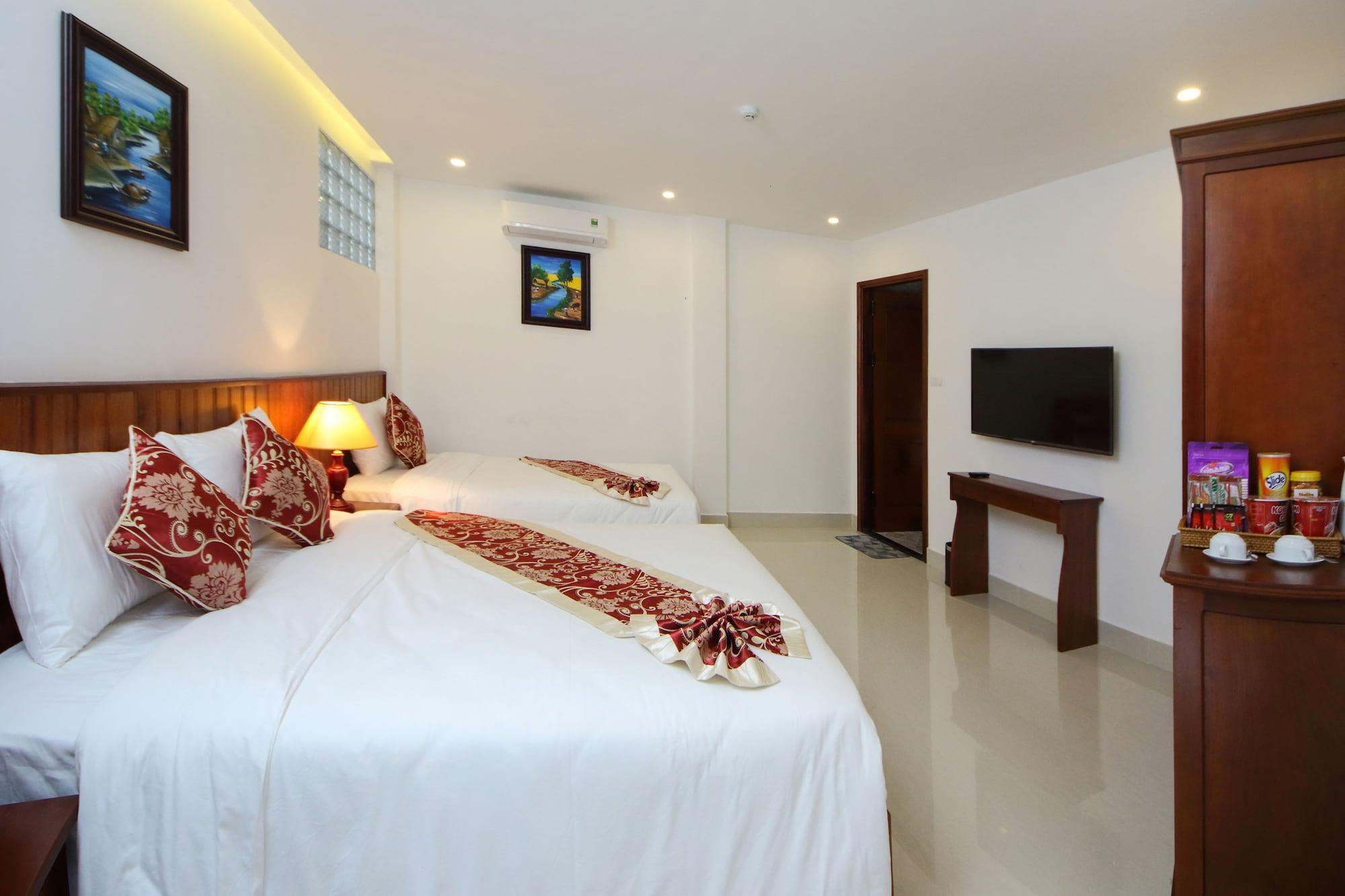 Threeway Riverside Villa