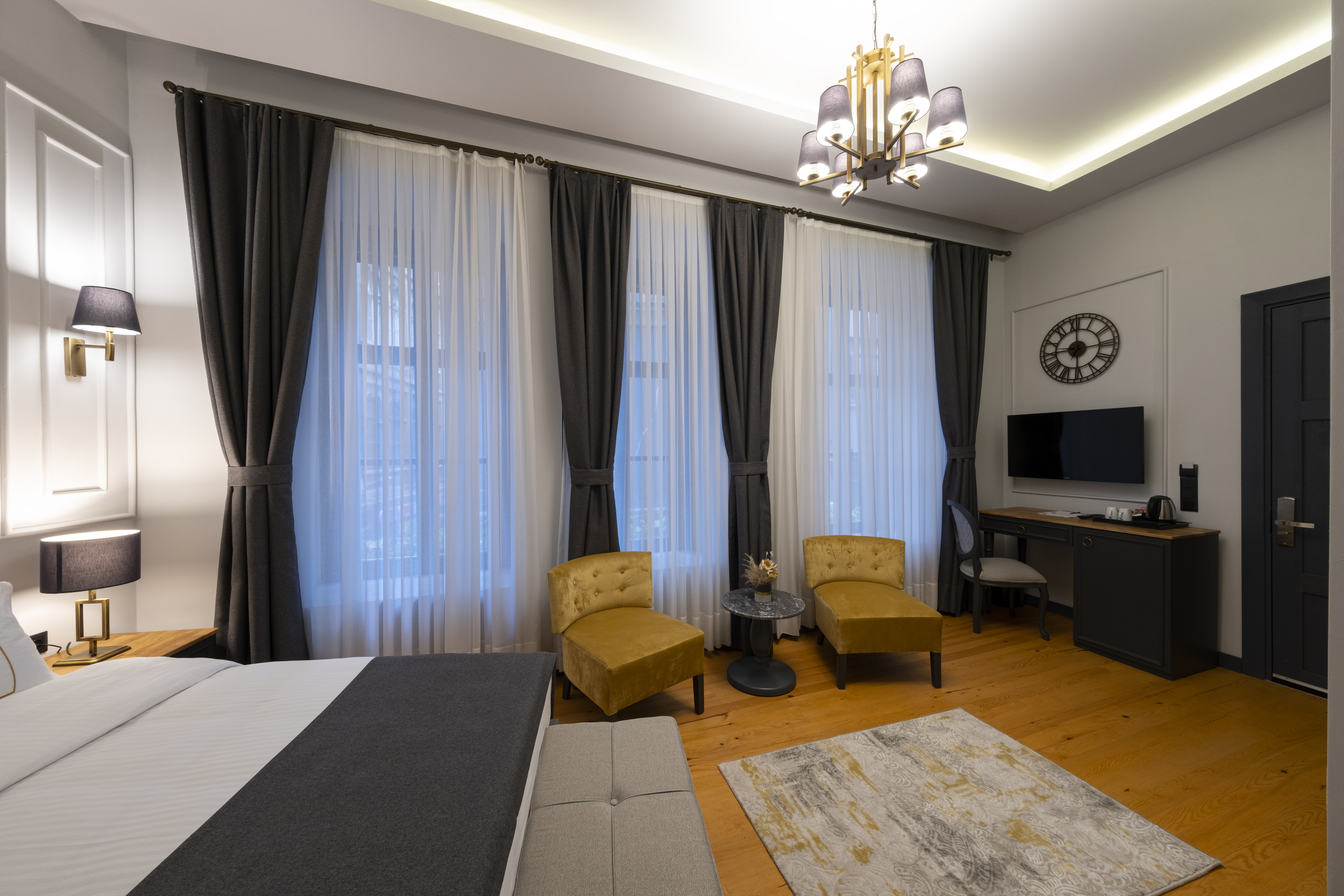 Ferman Port Hotel