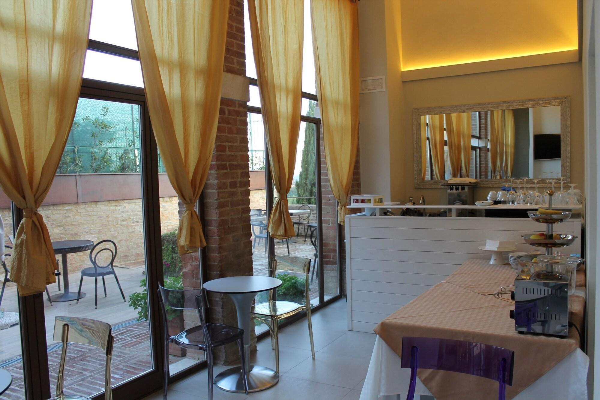 Villa del Sole Siena by null