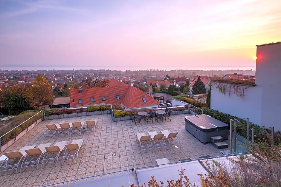 Liberty Apartment Hotel by null