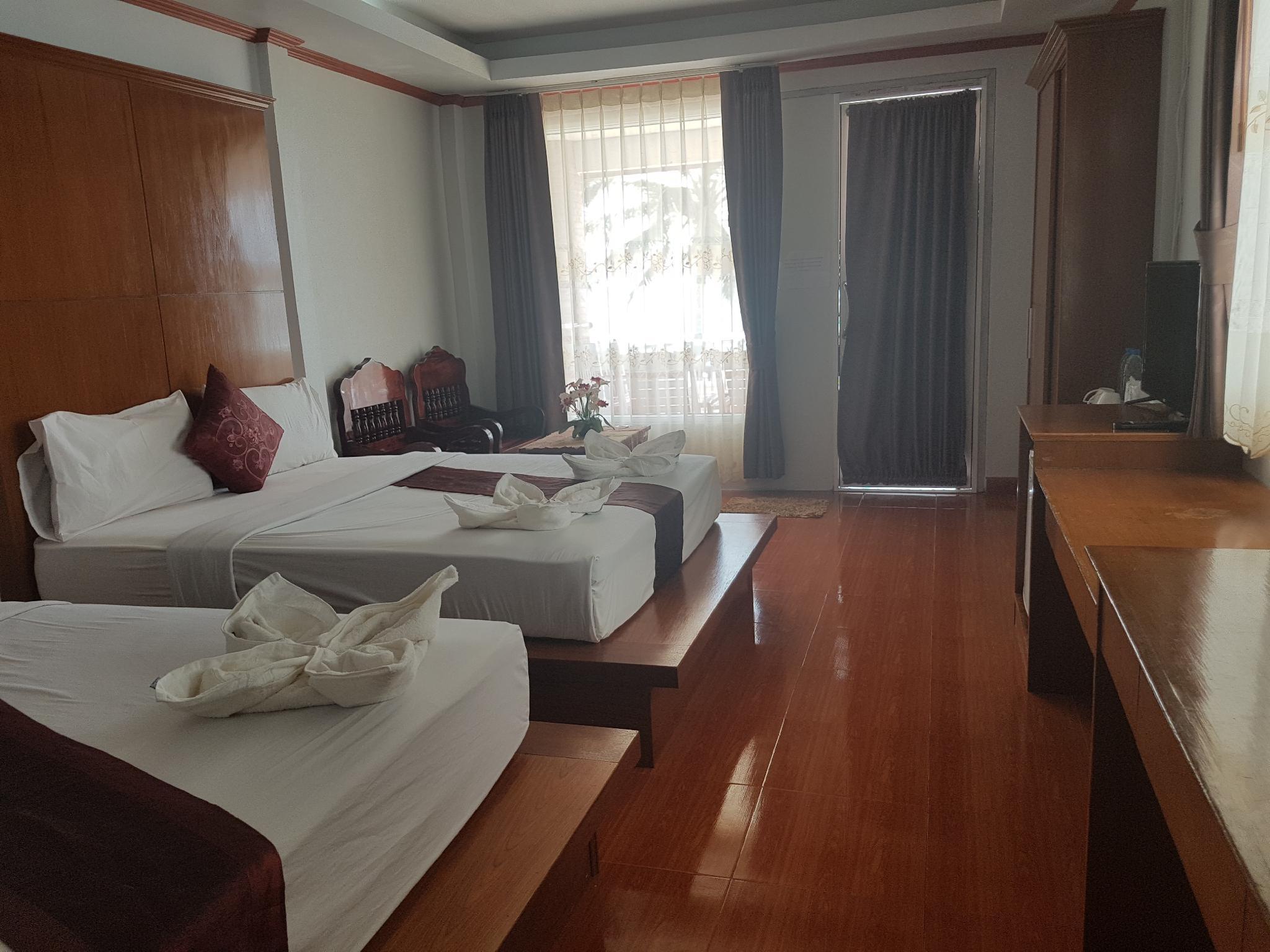 Lanta Paradise Beach Resort
