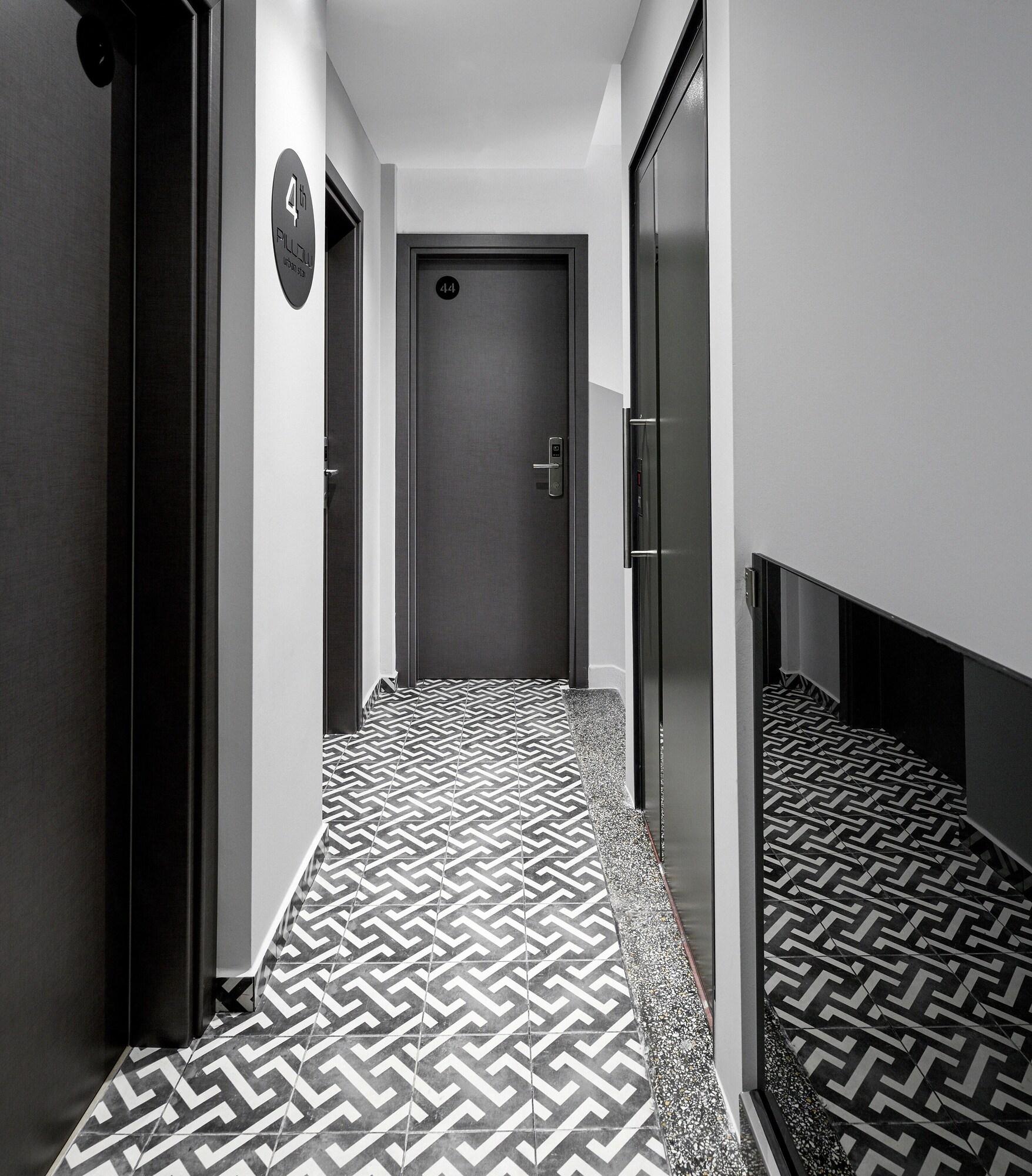 Pillow Urban Stay - photo