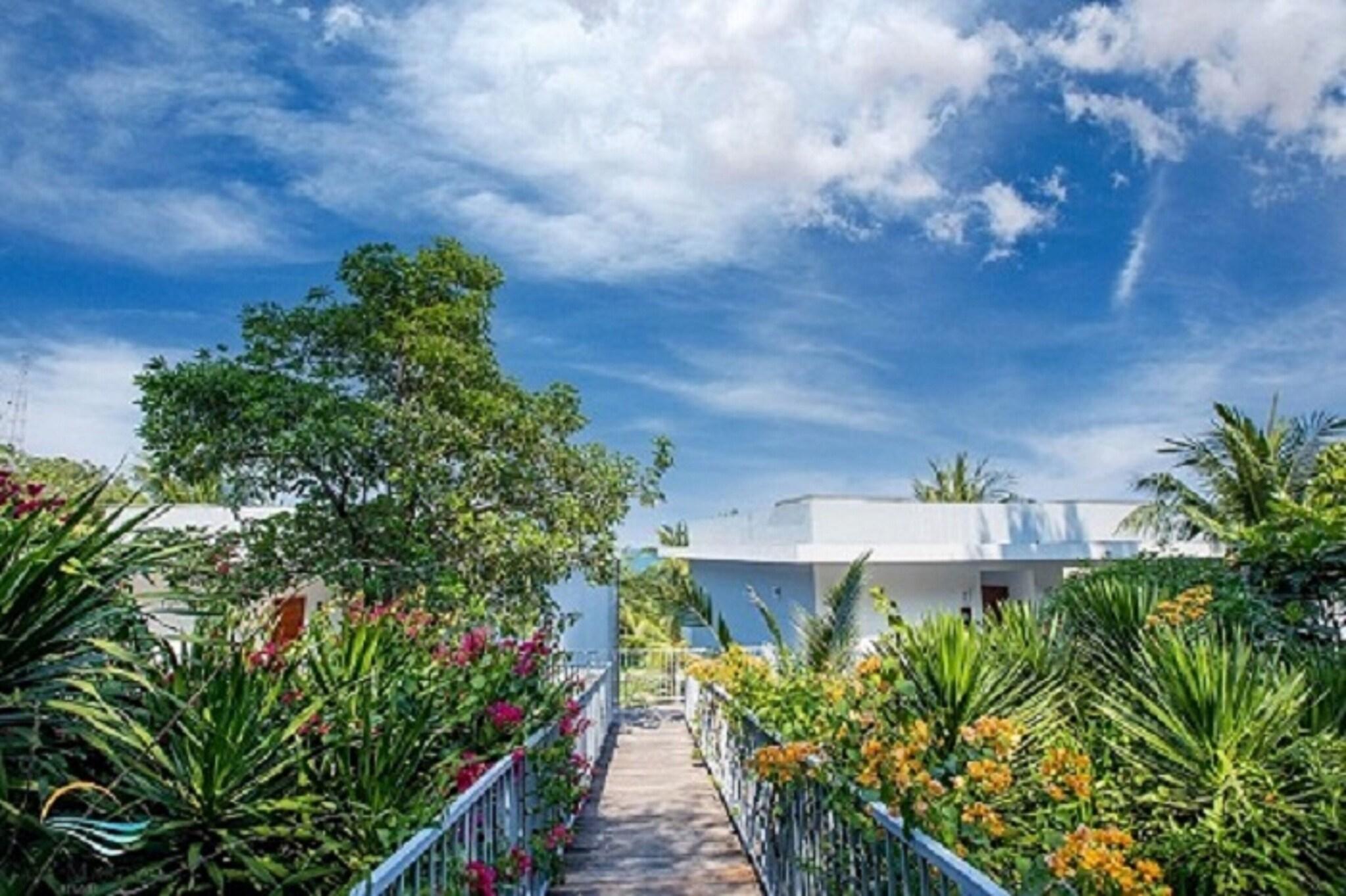 Casa Marina Resort