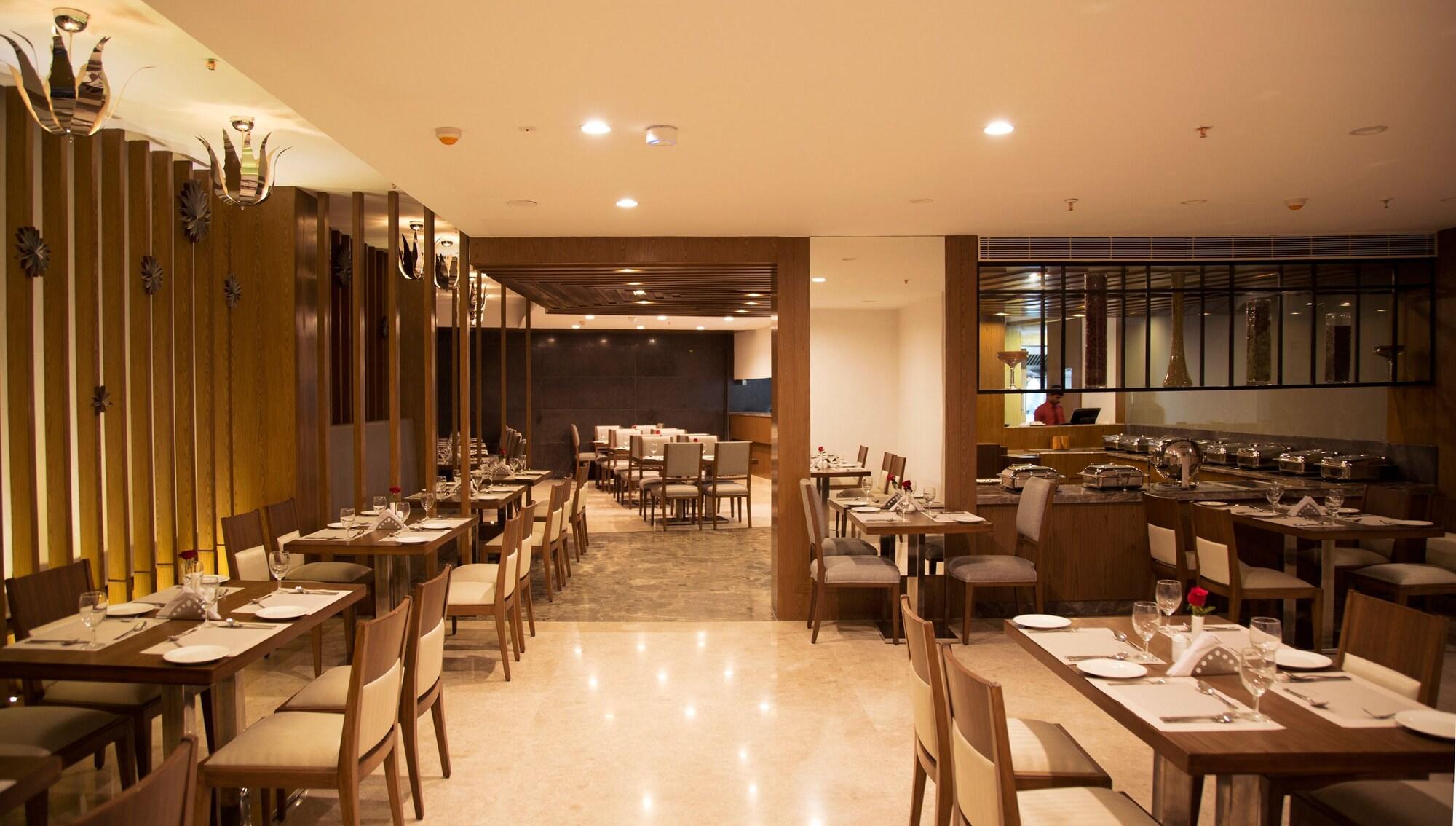 V7 Hotel