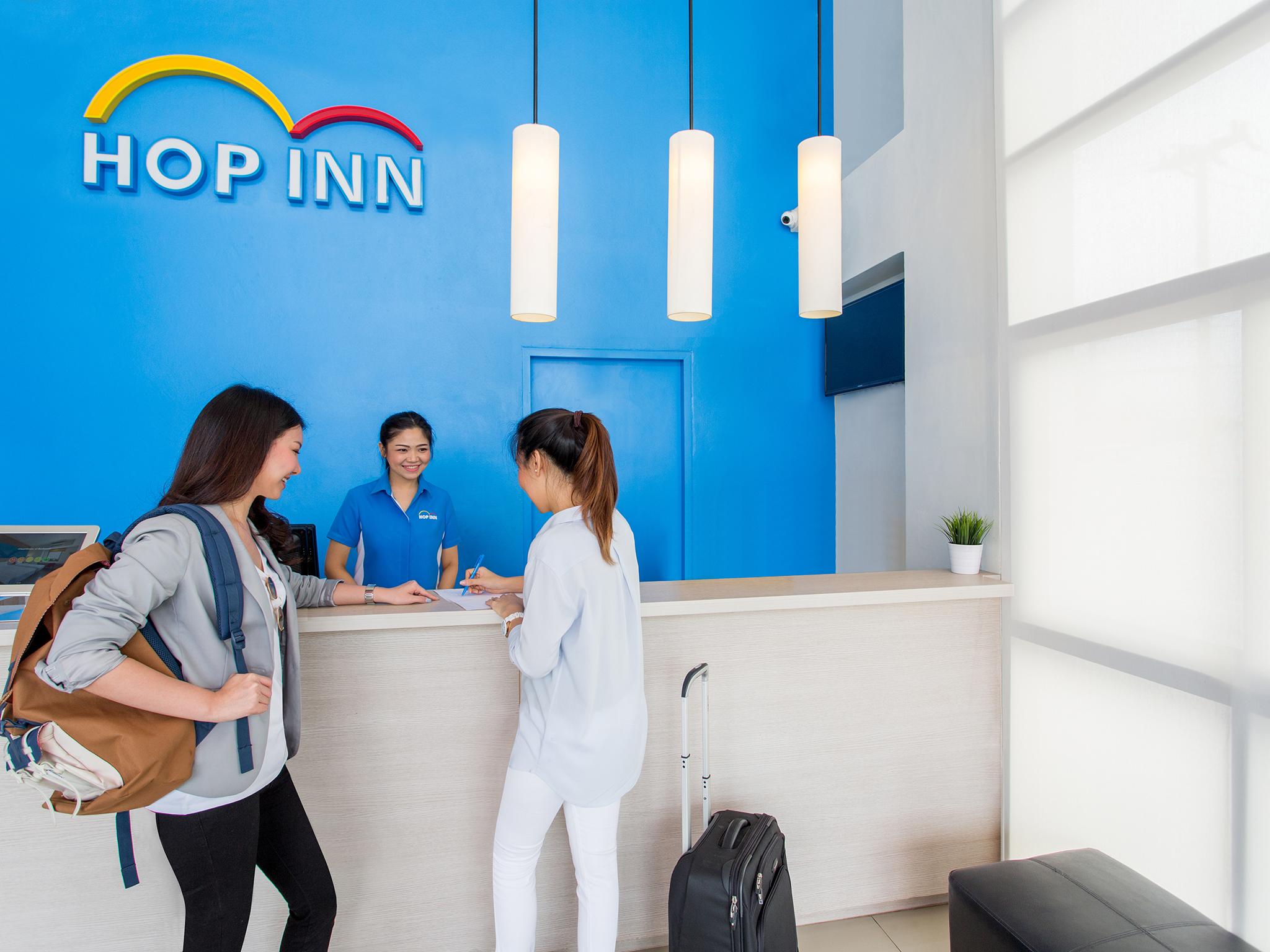 HOP INN MUKDAHAN