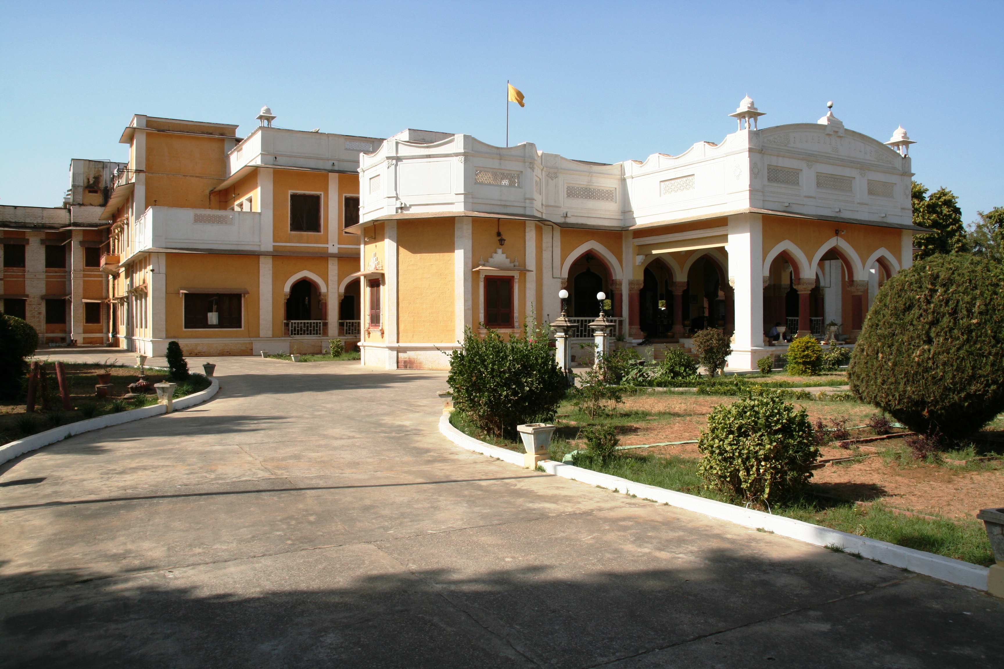 Bhanwar Vilas Palace image