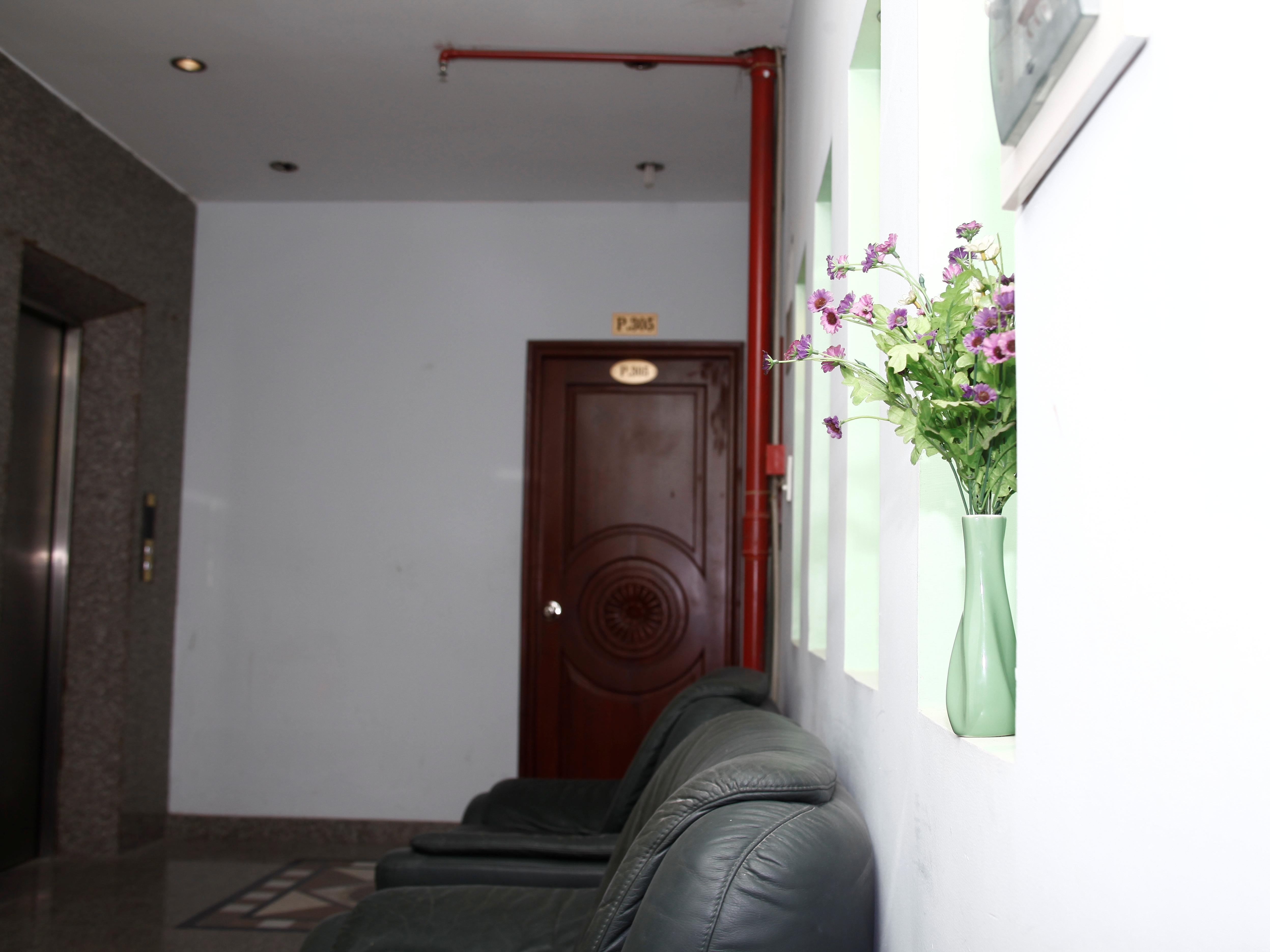 TRUONG GIANG HOTEL