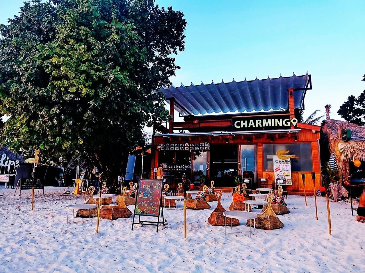 Charming Lipe Villa