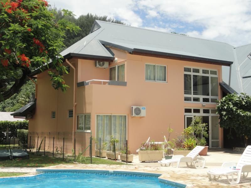 Hotel Hibiscus by null