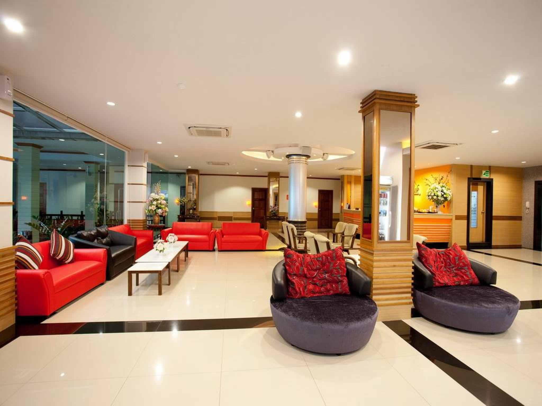 Amnauysuk Hotel