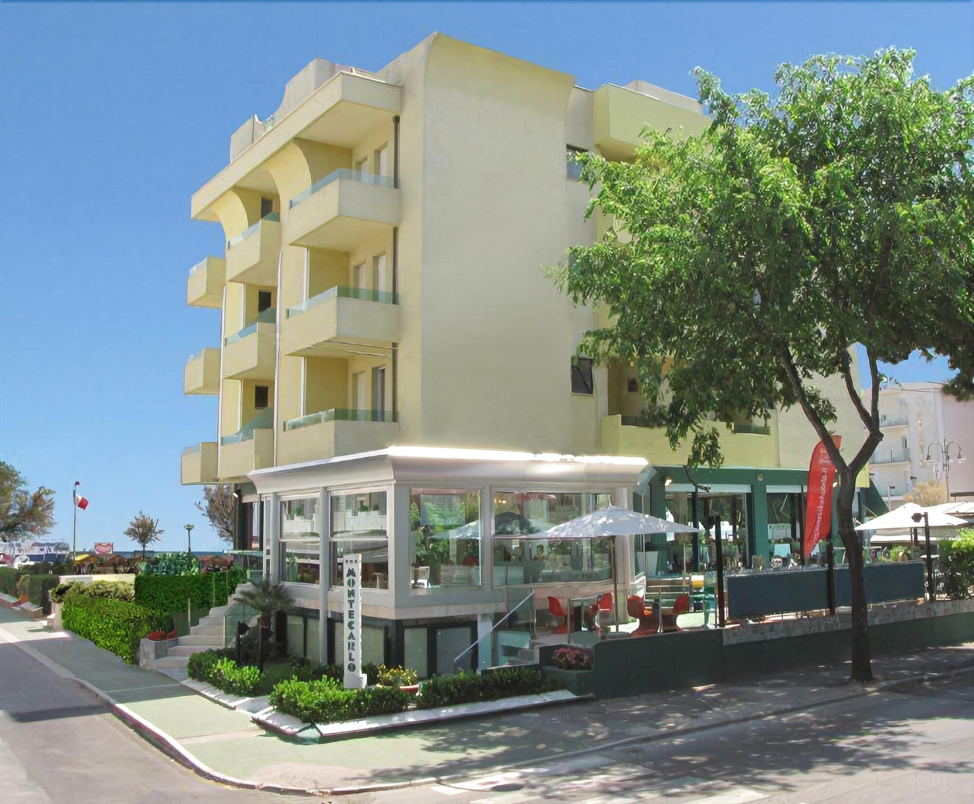 Hotel Montecarlo Riccione - attēls