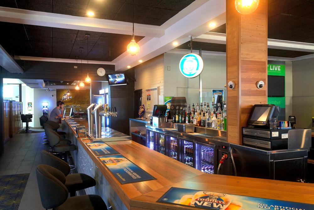 Shortland Hotel
