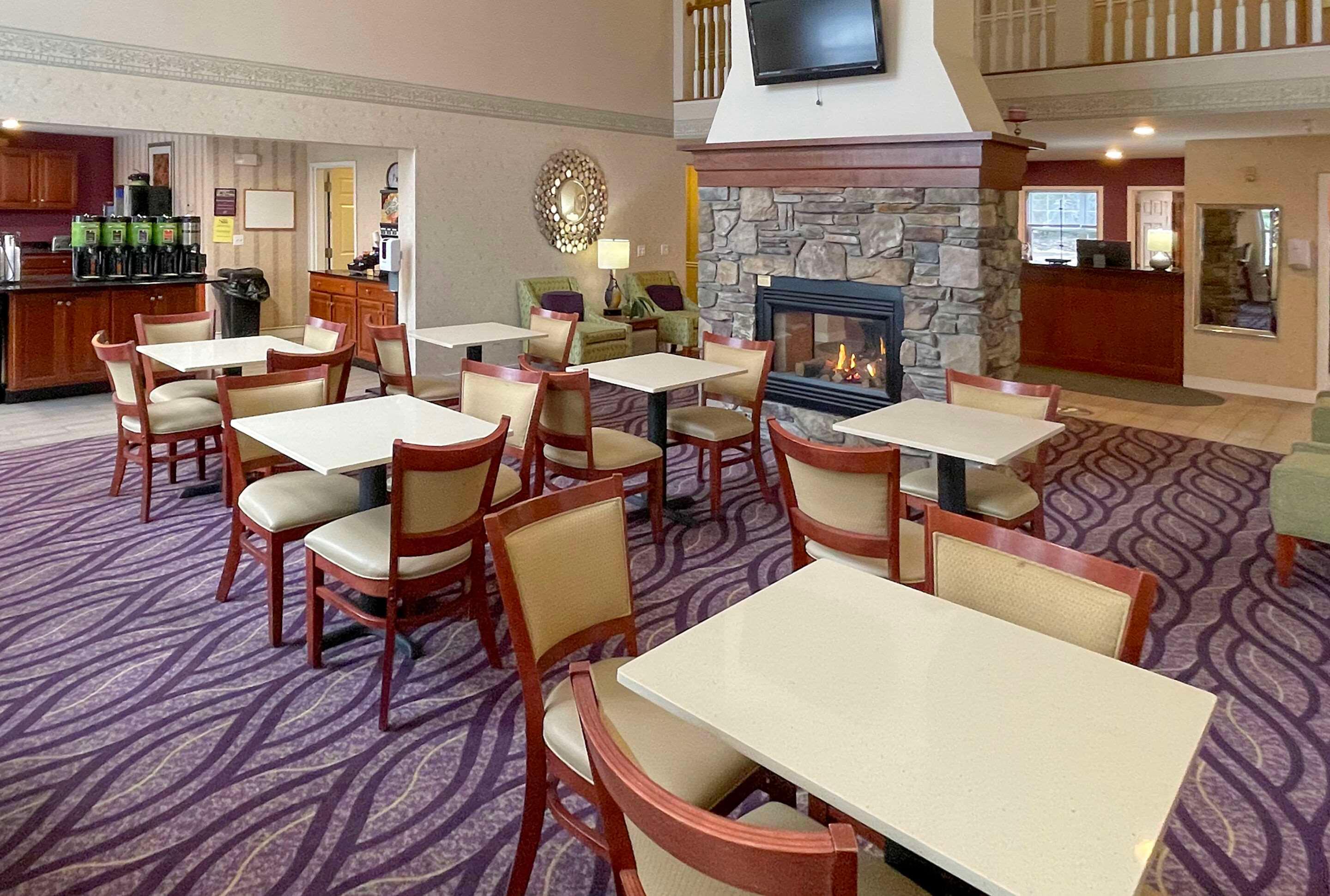 Smart Suites on the Hill