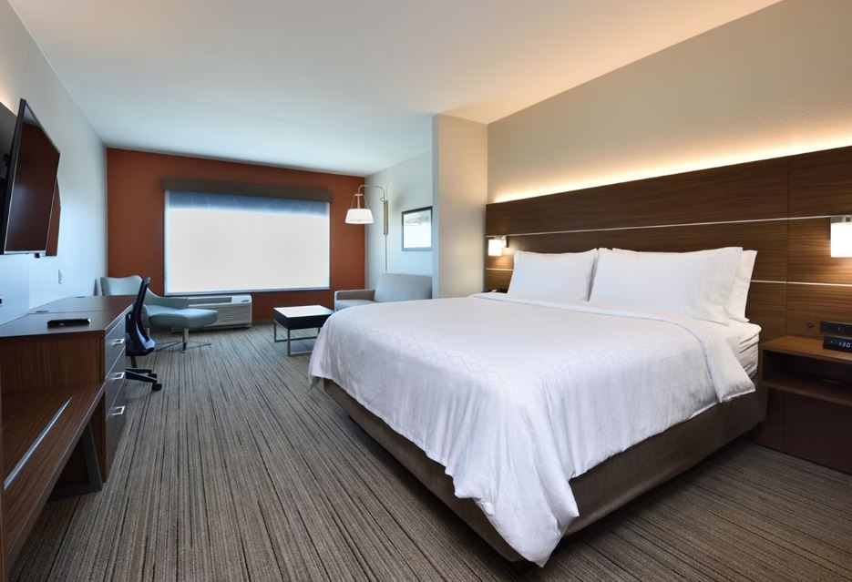 Holiday Inn Express Suites Spring Woodlands Area