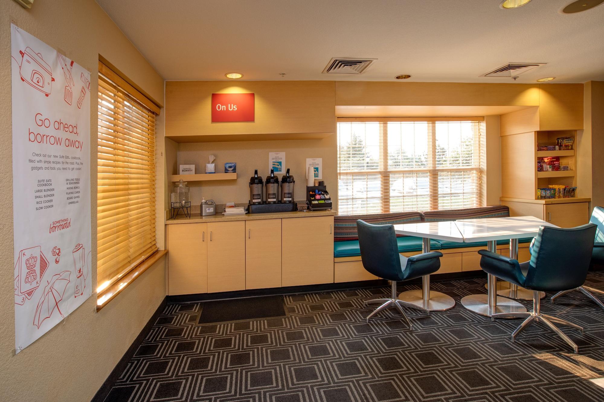 Towneplace Suites Colorado Springs Garden Of The G