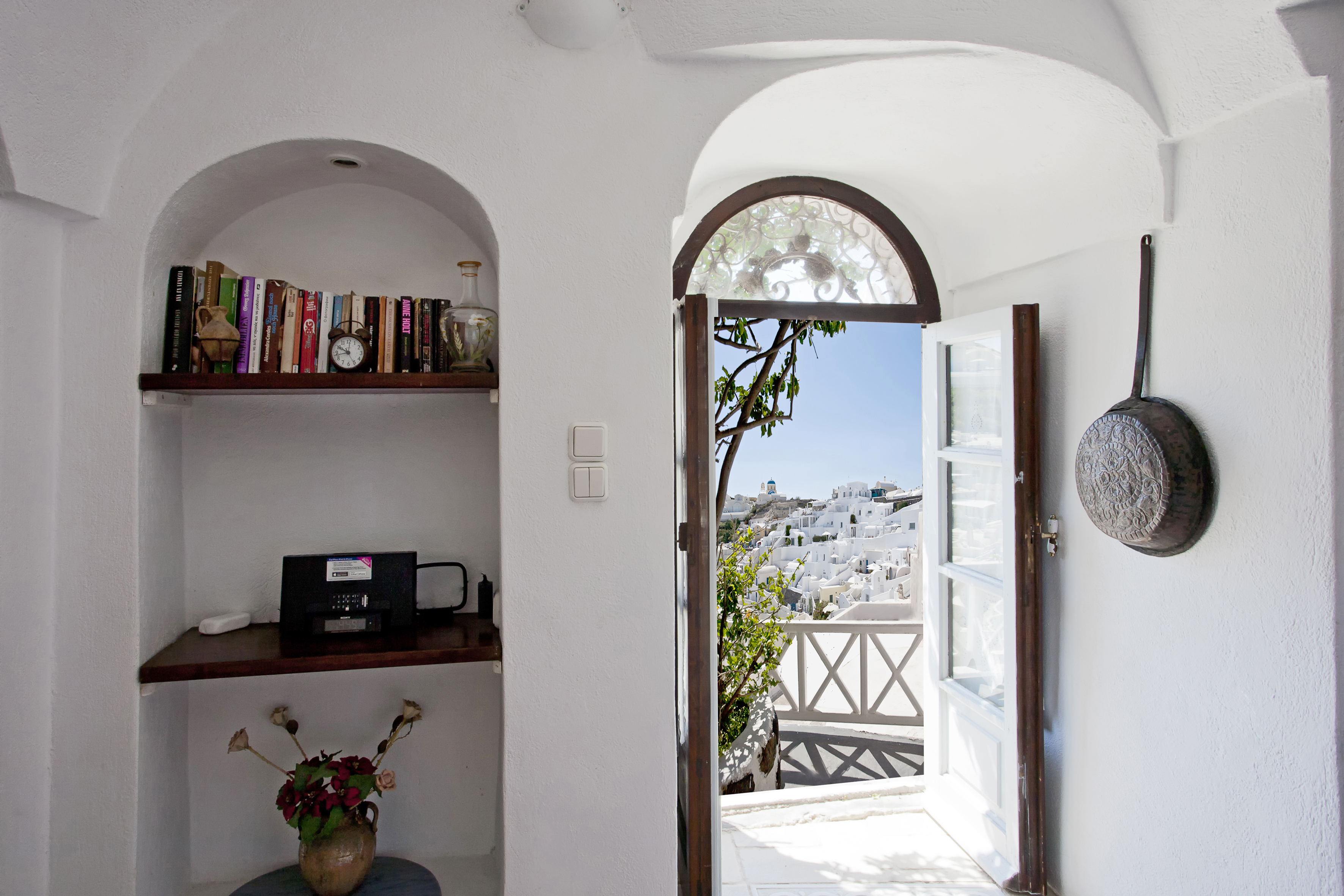 Alexander's Suites