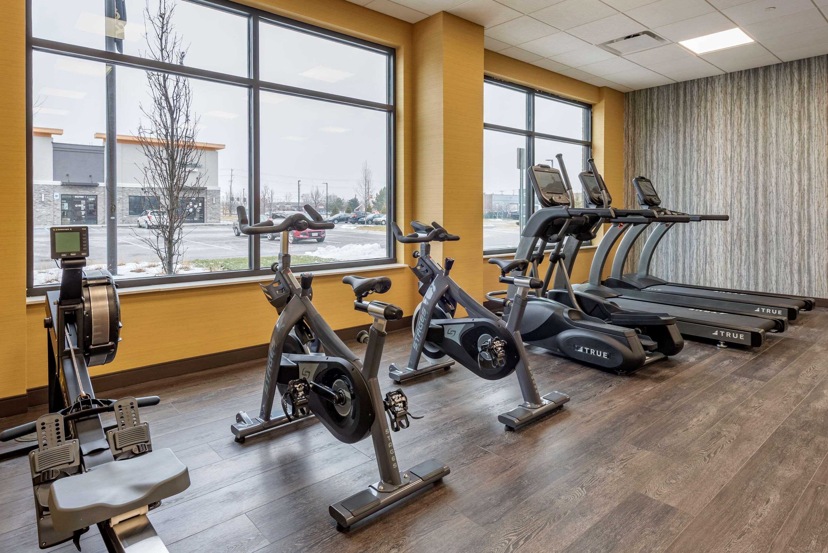 Cambria Hotel Detroit-Shelby Township