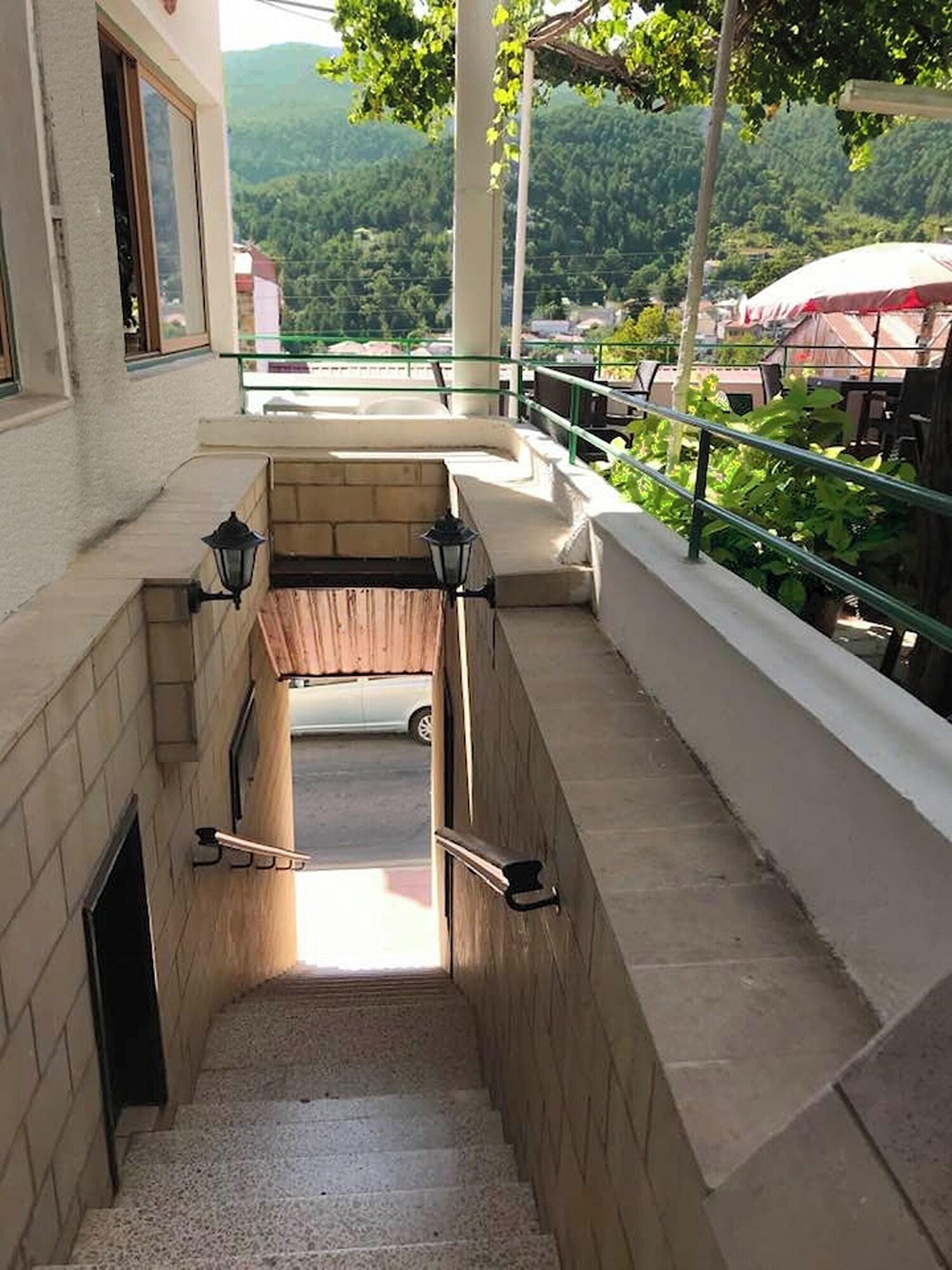 Christys Palace Hotel by null