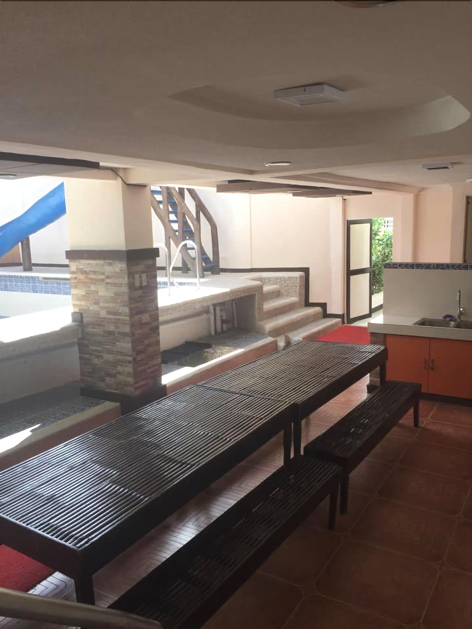Dreamwave Resort Laguna