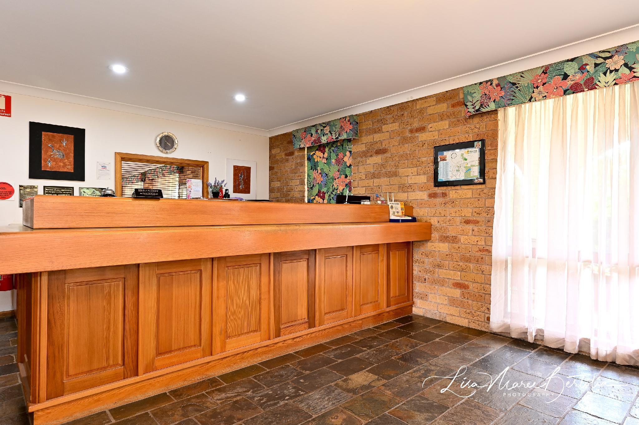 MAS Country Narrandera Club Motor Inn