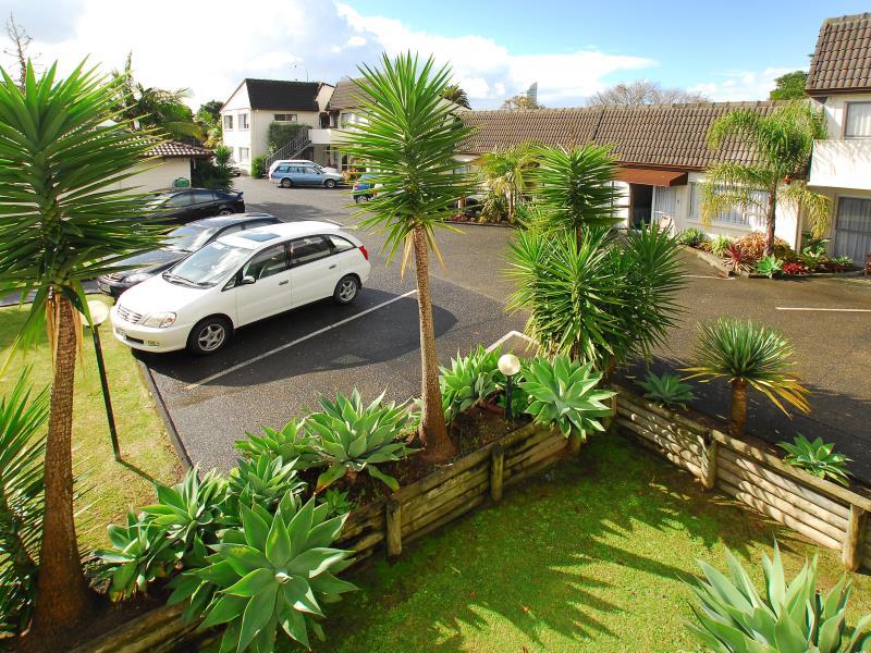 Takapuna Motor Lodge by null