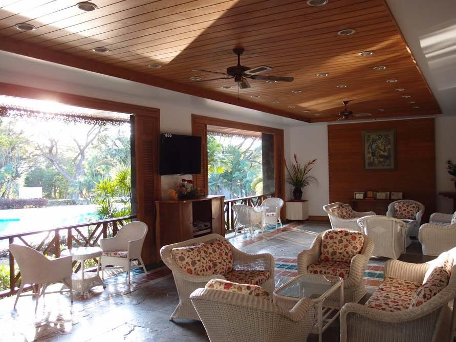 Muaklek Paradise Resort