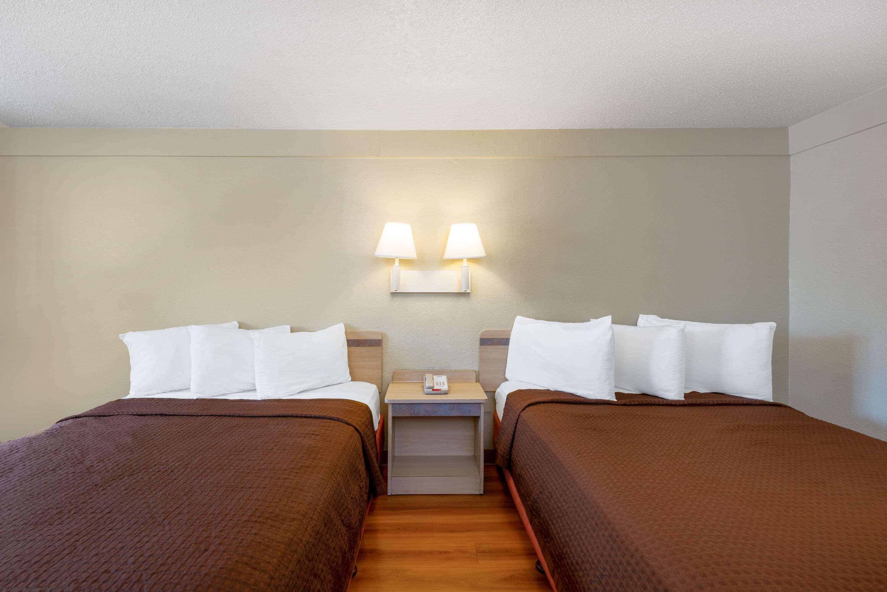 Travelodge By Wyndham Essington Philadelphia Aprt