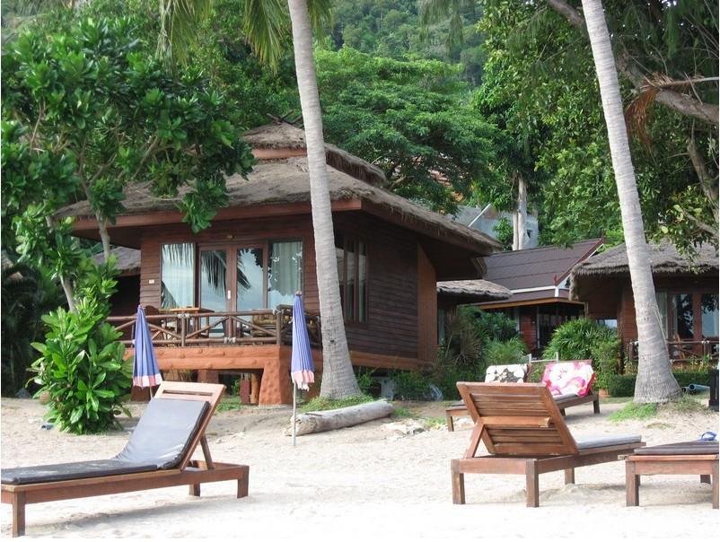 Palm Leaf Resort