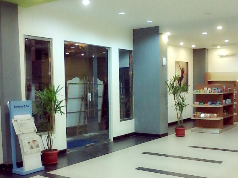Save Hotel