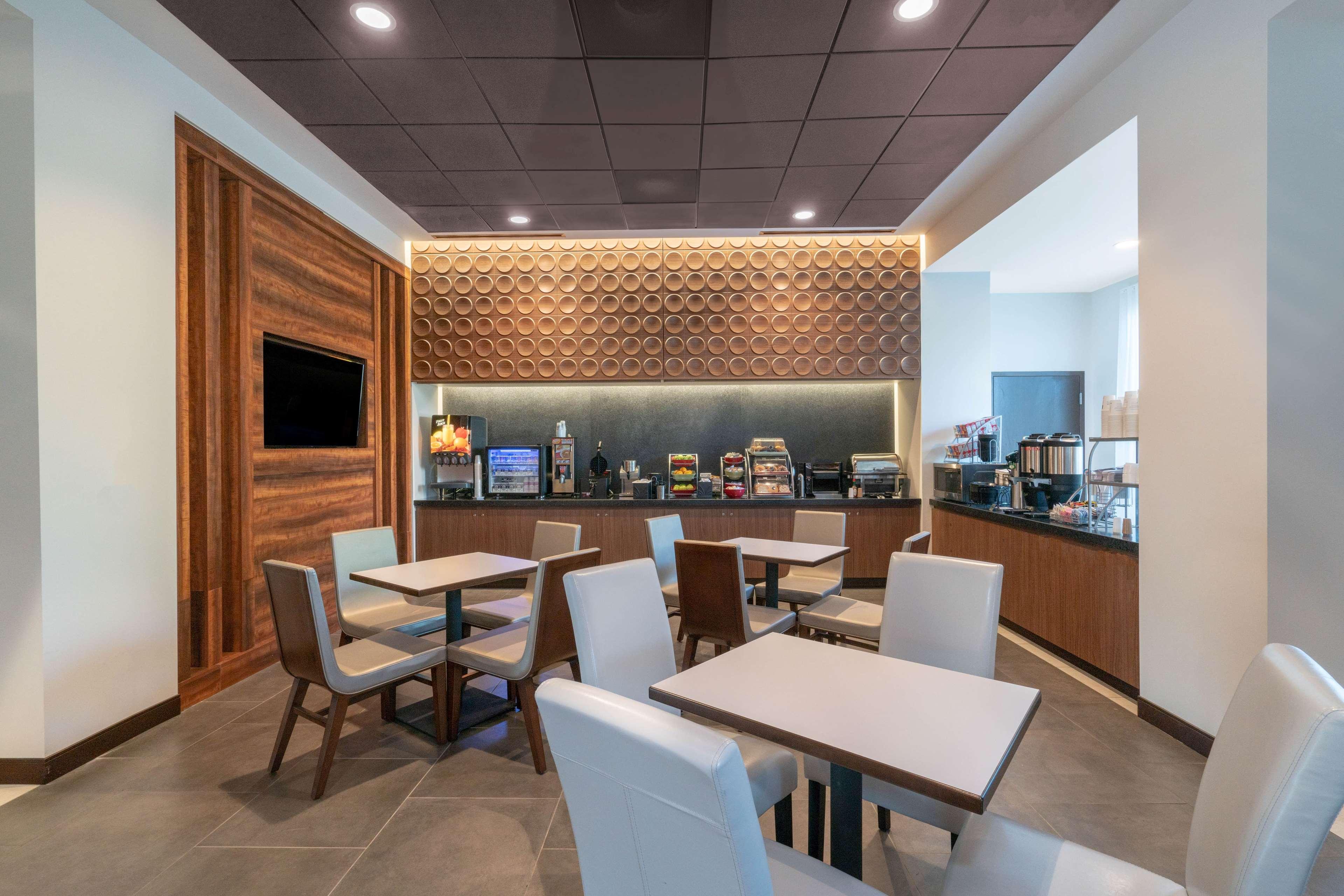 Hampton Inn San Jose Cherry Ave