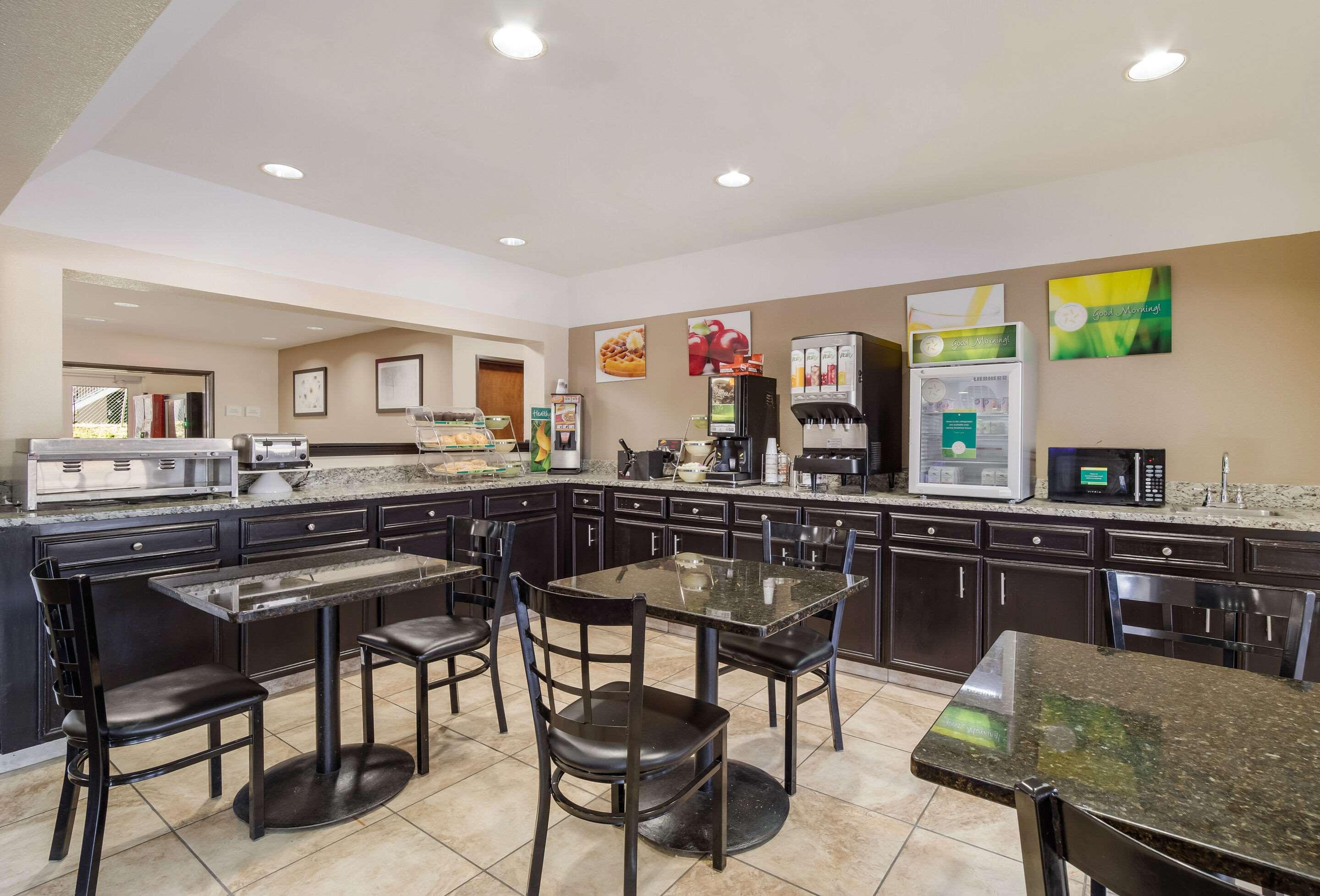 Quality Inn & Suites Augusta Fort Gordon Area