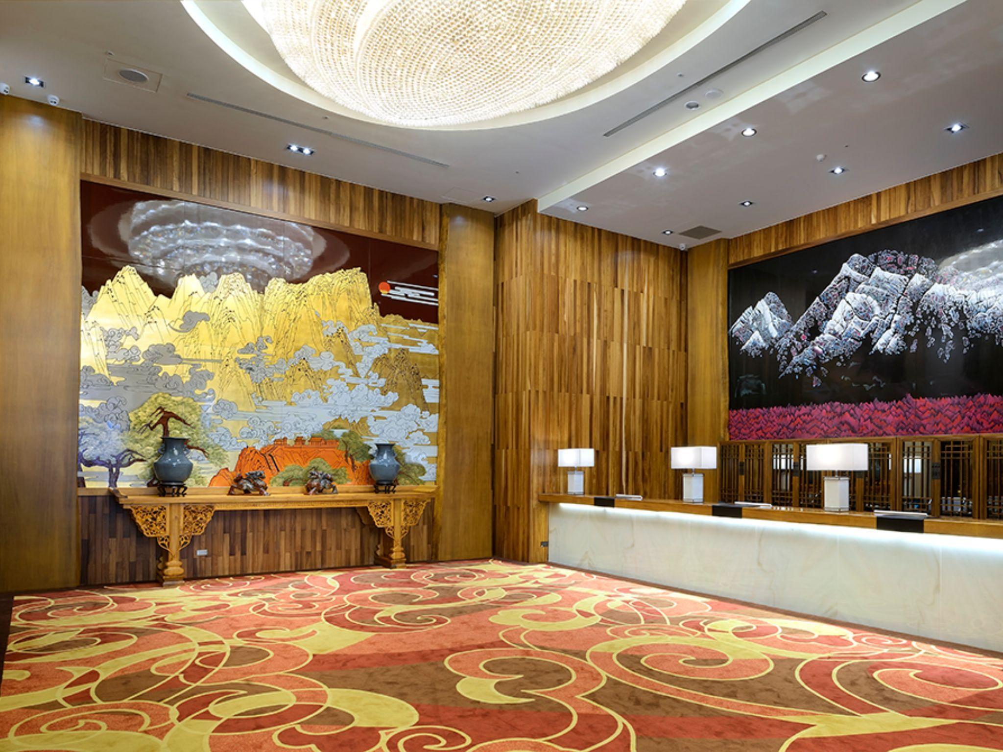 Lixin Grand Hotel