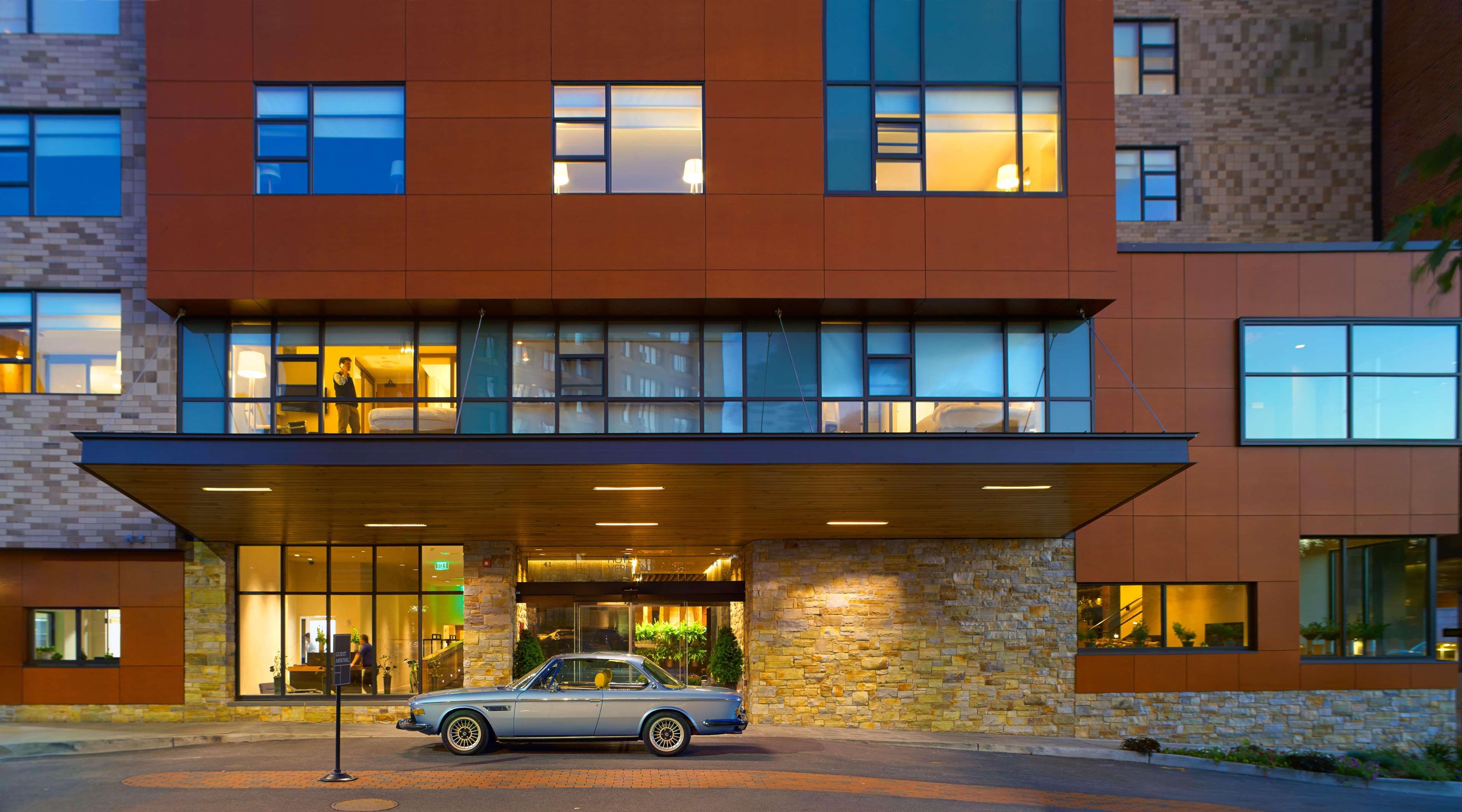 Hotel Vermont by null