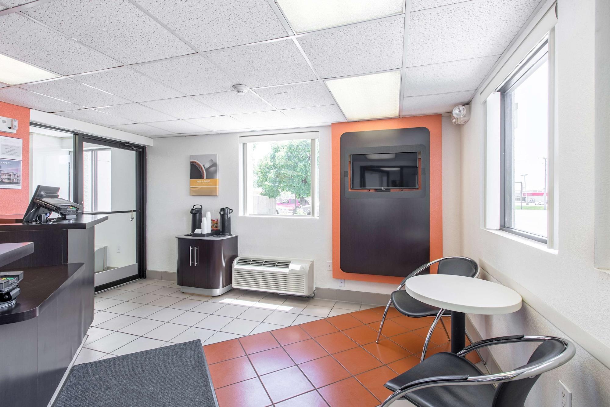 Motel 6 Council Bluffs