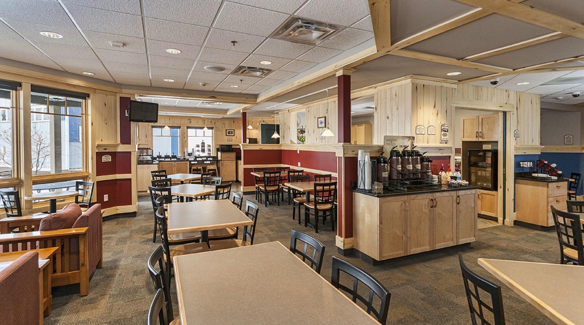 Park Point Marina Inn