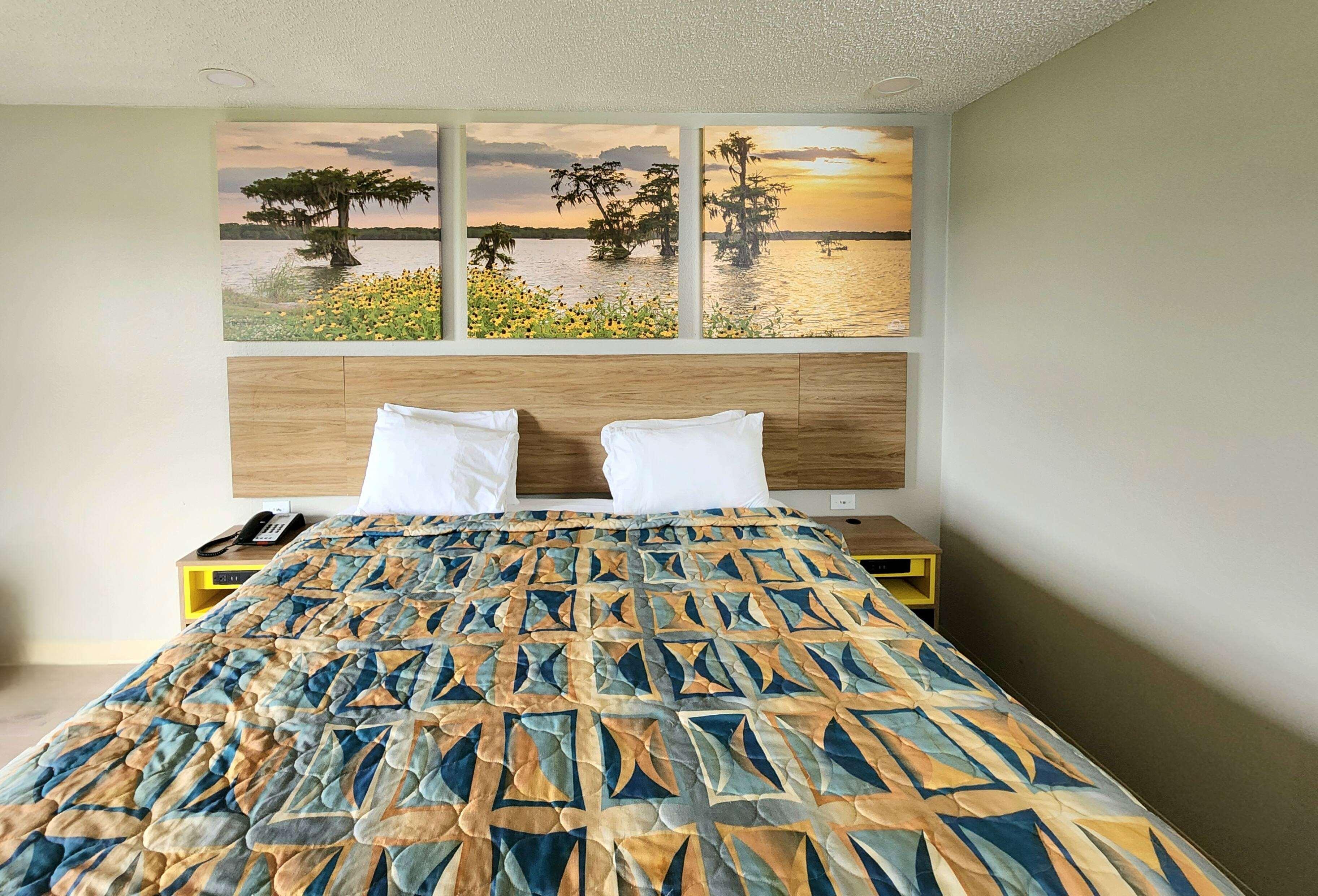 Days Inn By Wyndham Lafayette