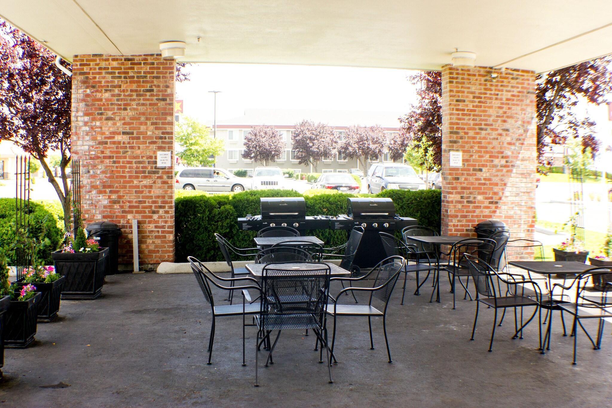 Inn At Moses Lake