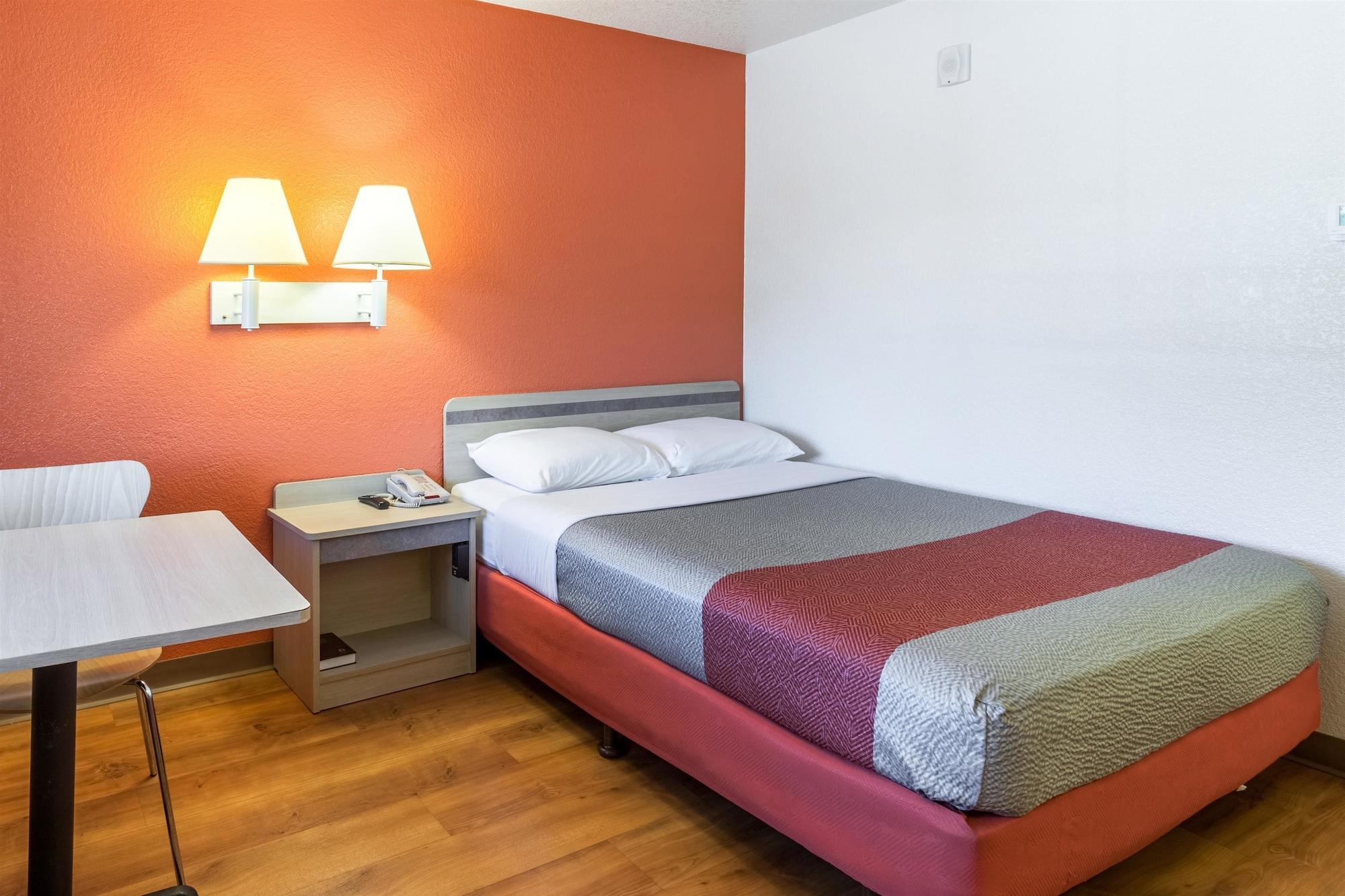 Motel 6 Sacramento Downtown