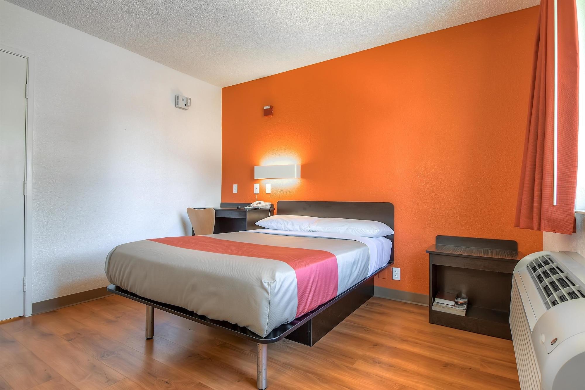Motel 6 San Diego North