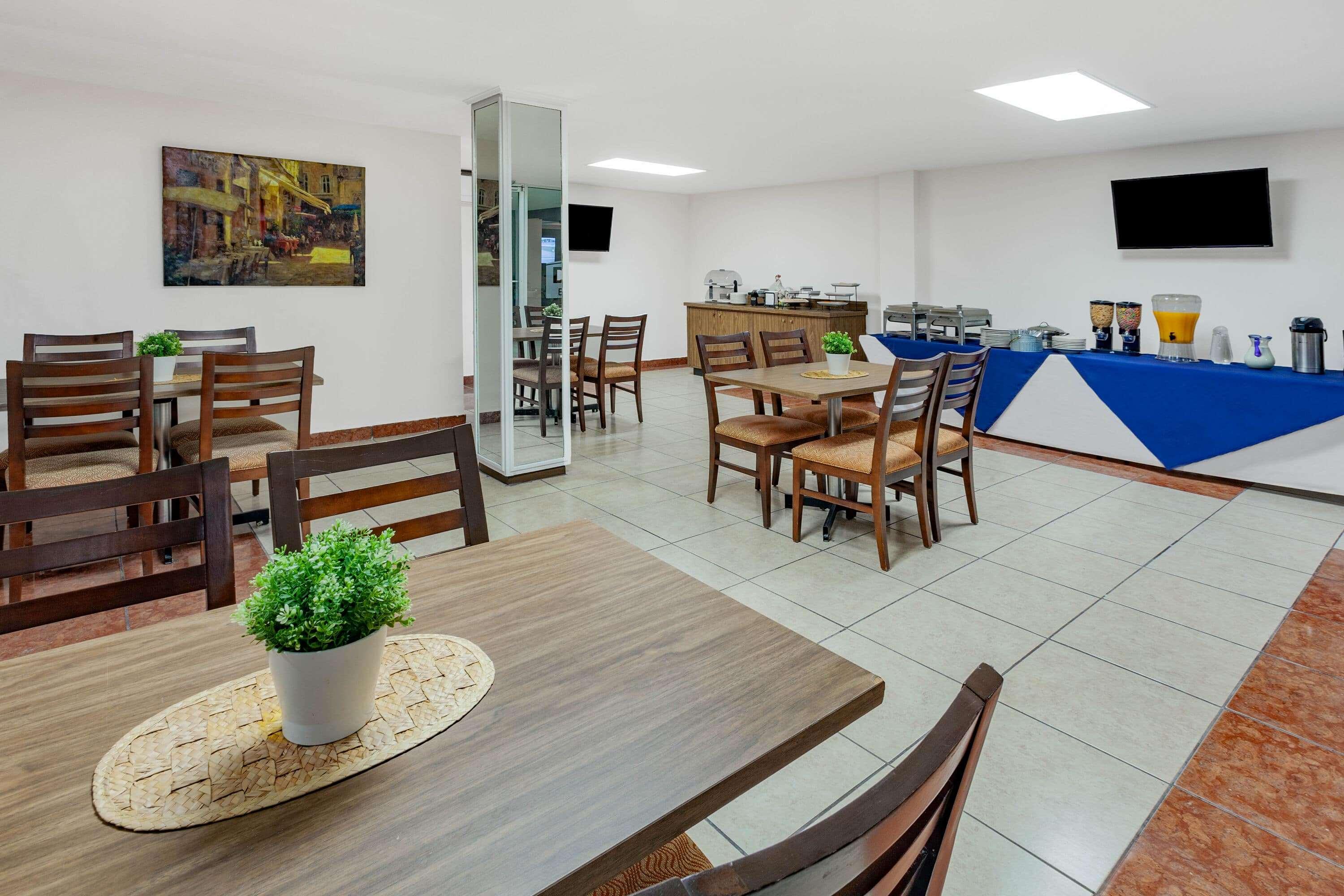 Days Inn By Wyndham Piedras Negras