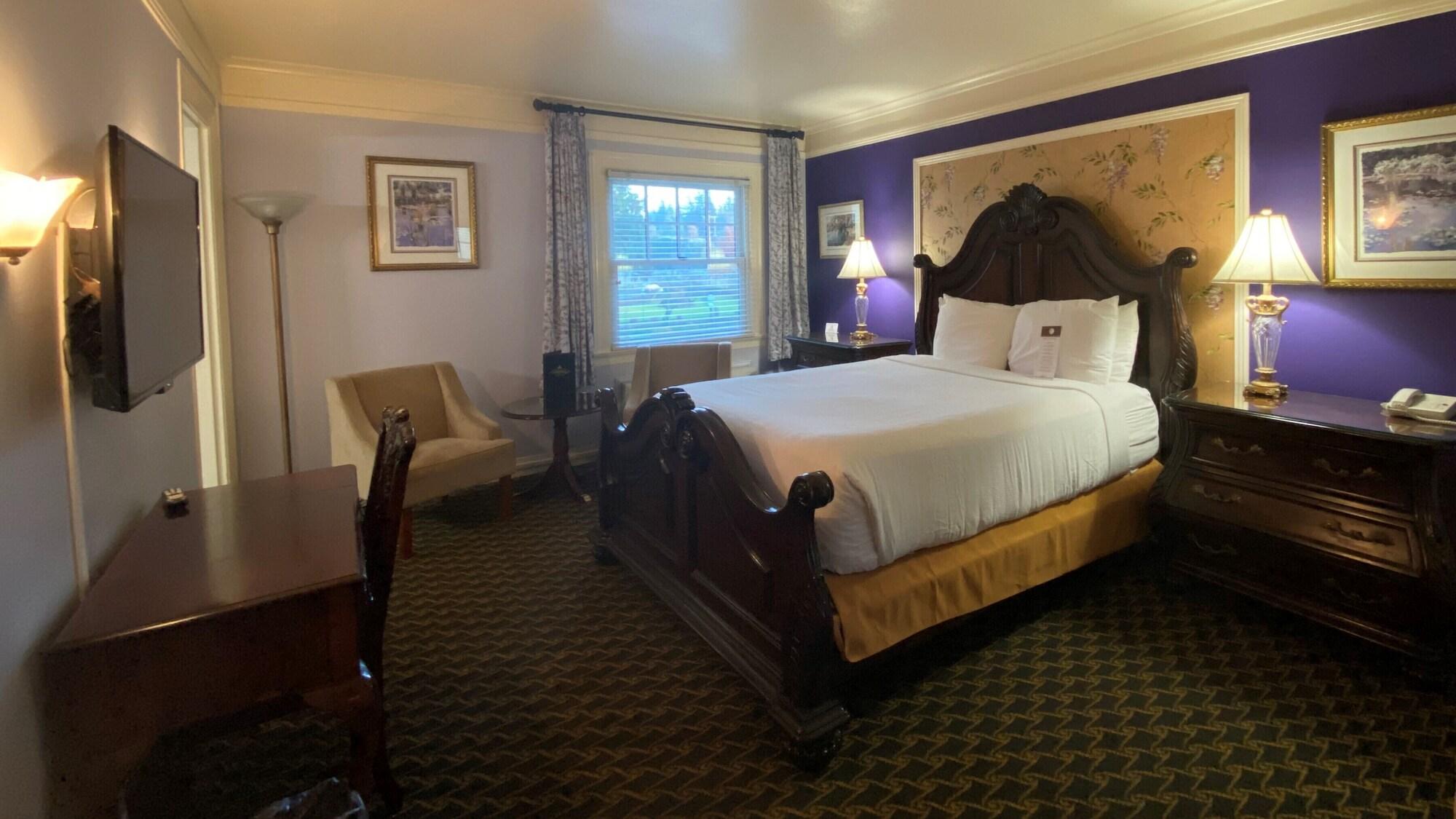 Columbia Gorge Hotel & Spa by null