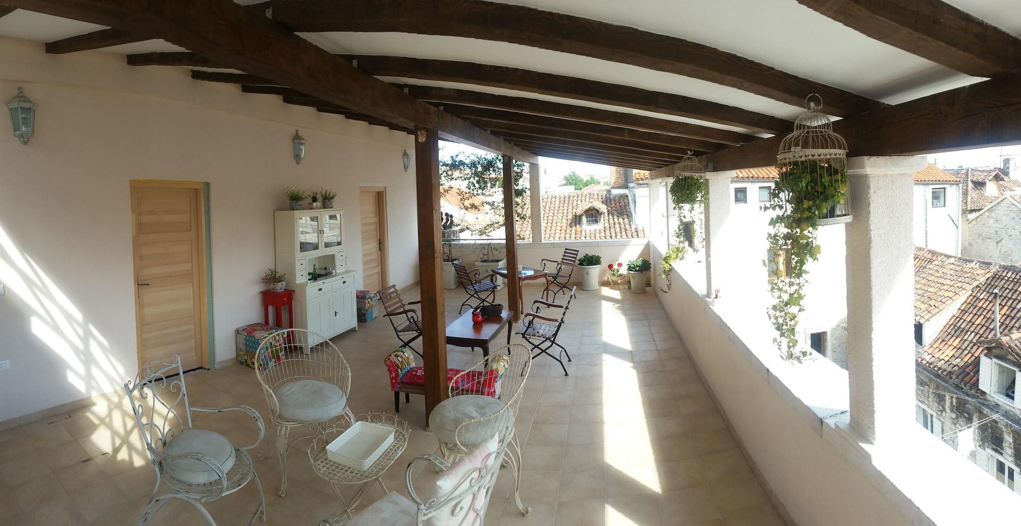 Banica Apartments Rooms - Poză