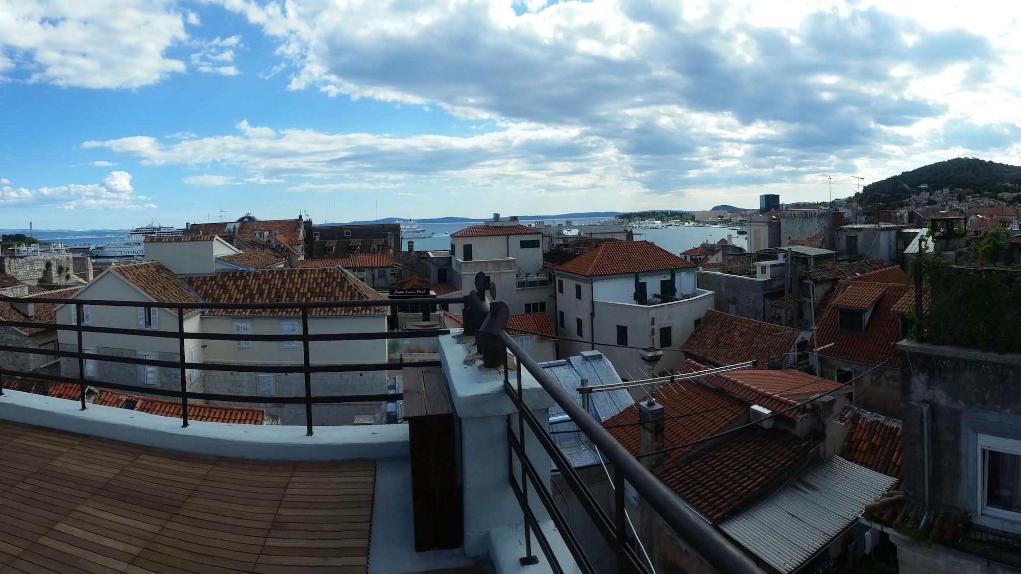 Banica Apartments Rooms - Poză