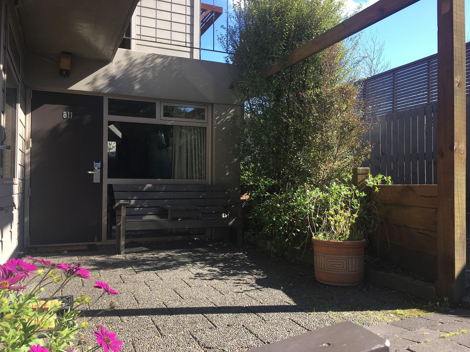 Abaco On Jervois by null