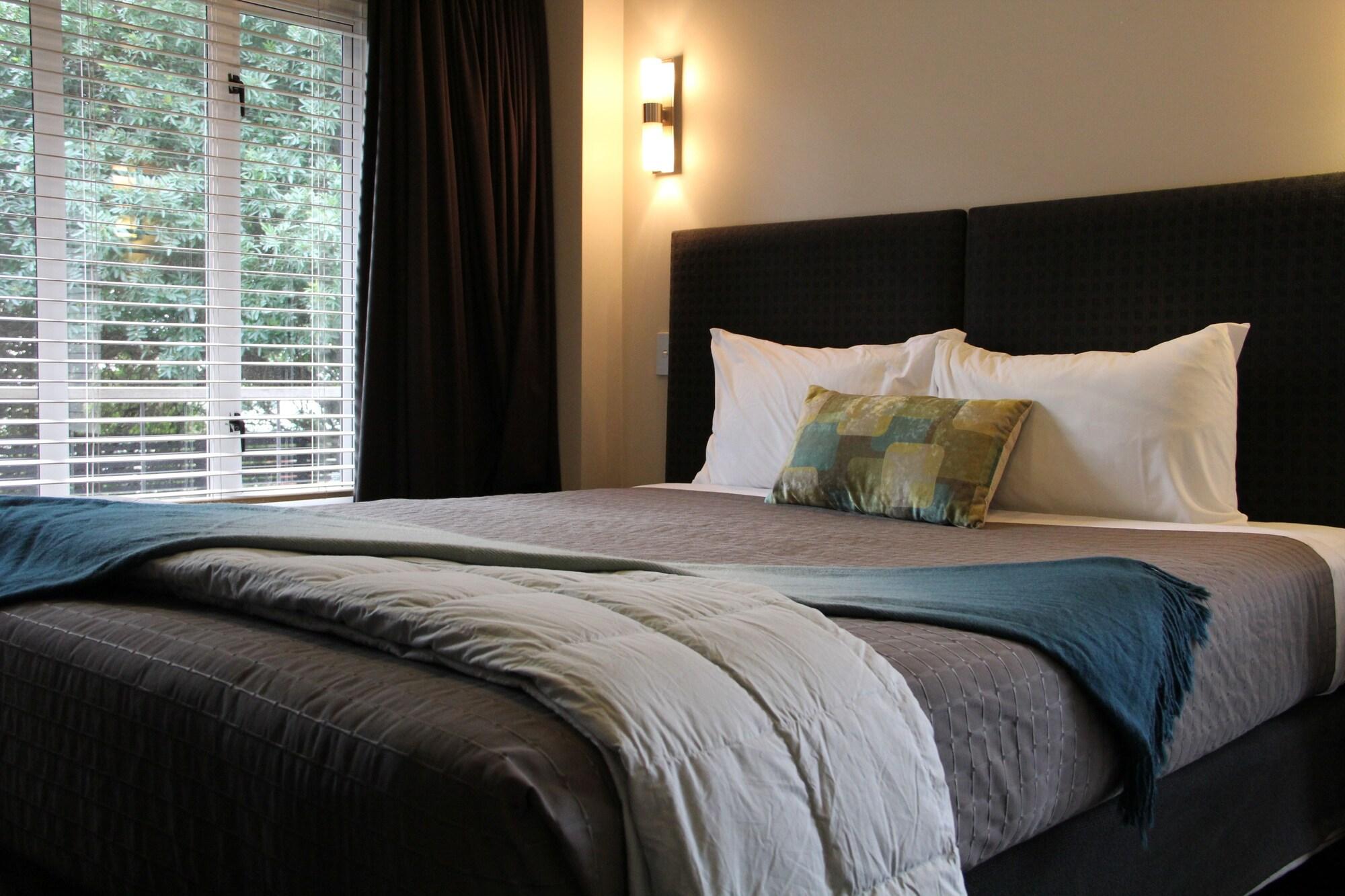 Abaco On Jervois by null